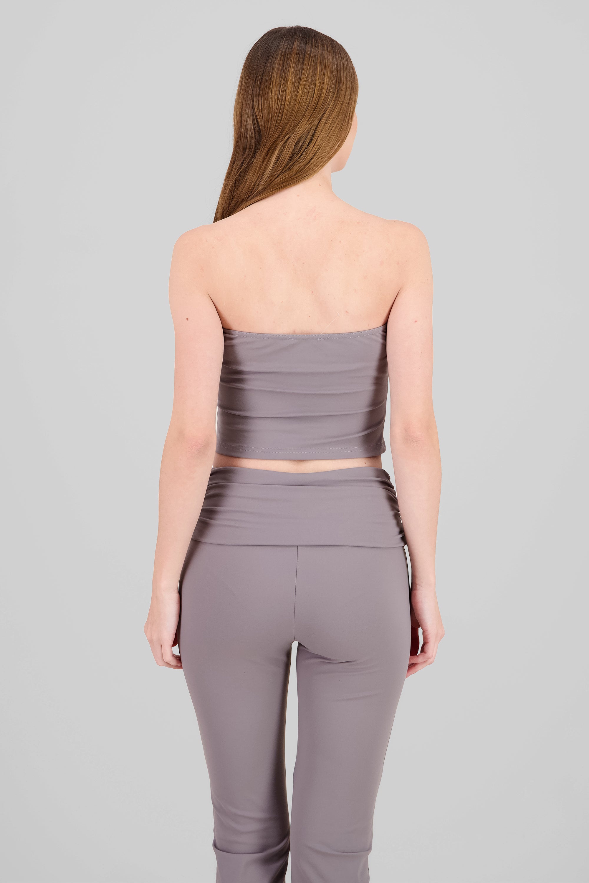 Top strapless liso GRIS