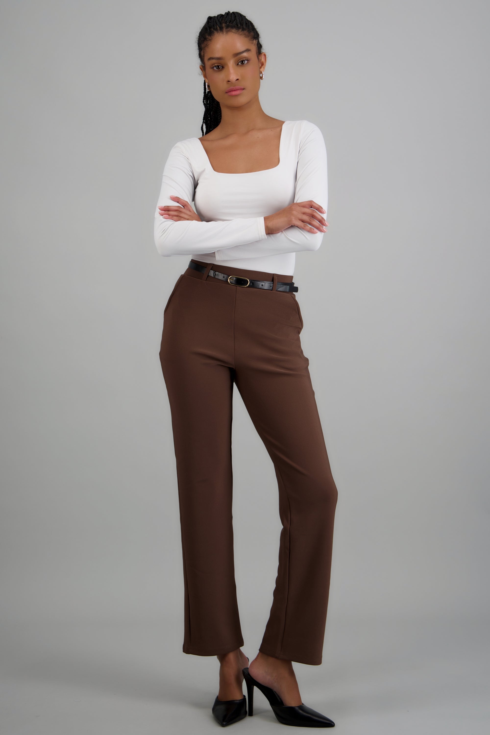 DARK BROWN