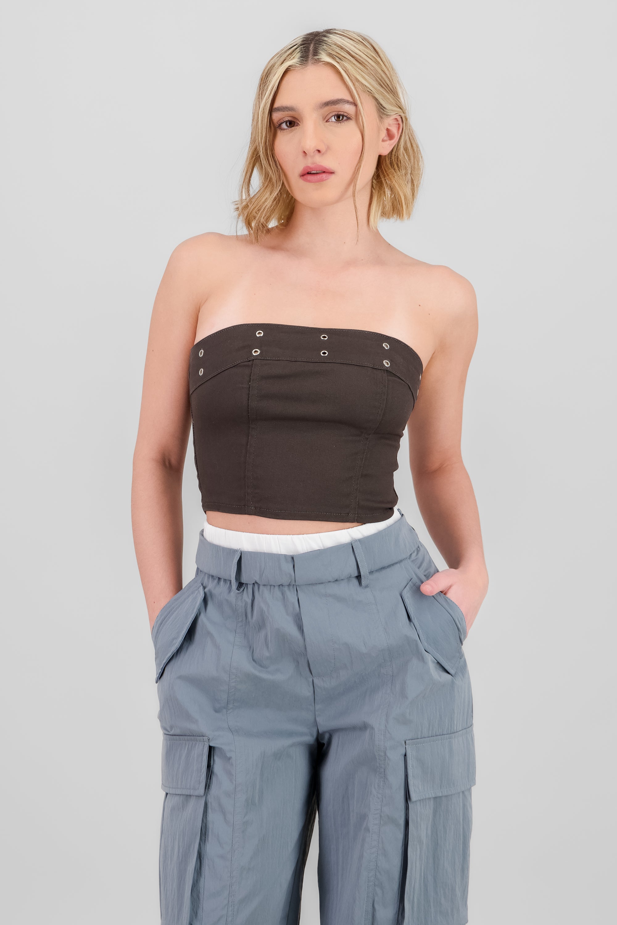 Top bandeau detalle eyelet GRIS