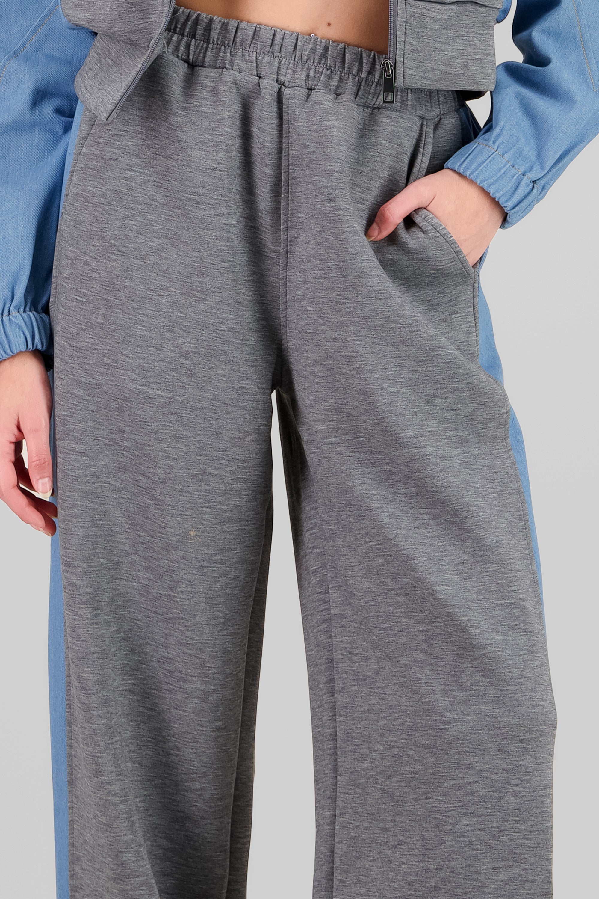 Pantalón patchwork denim GRIS COMBO