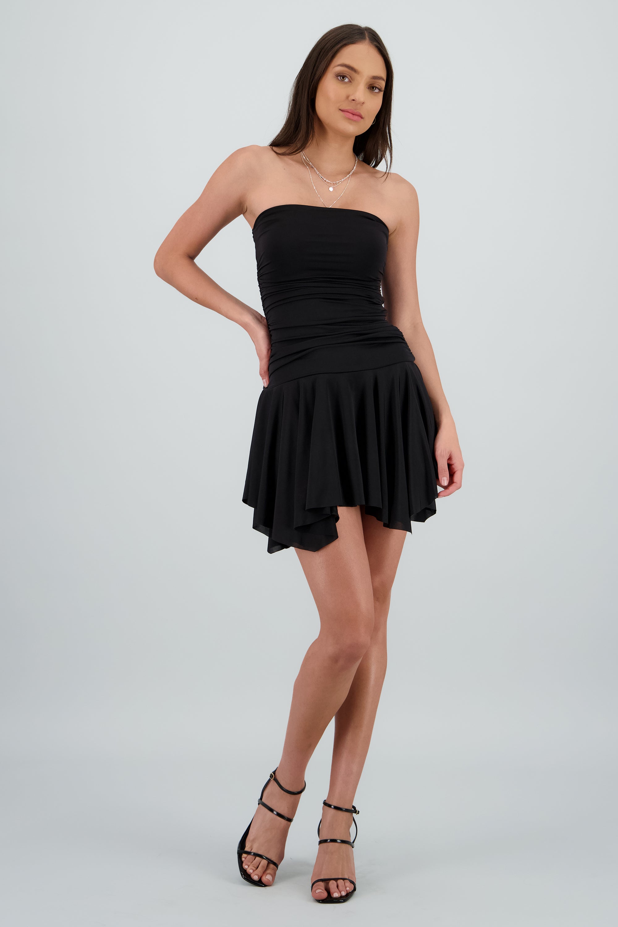 Vestido fruncido asimetrico