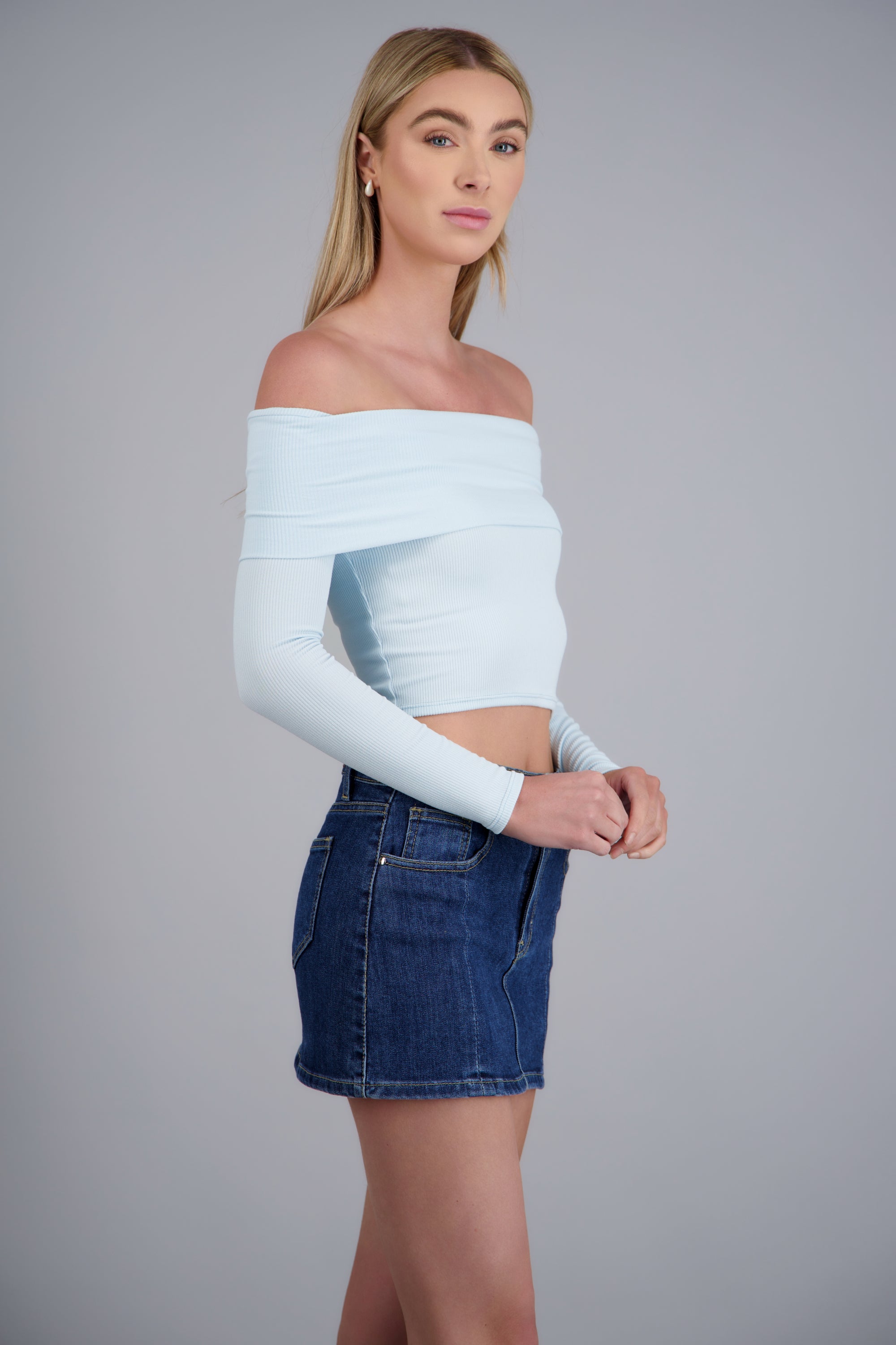PASTEL BLUE