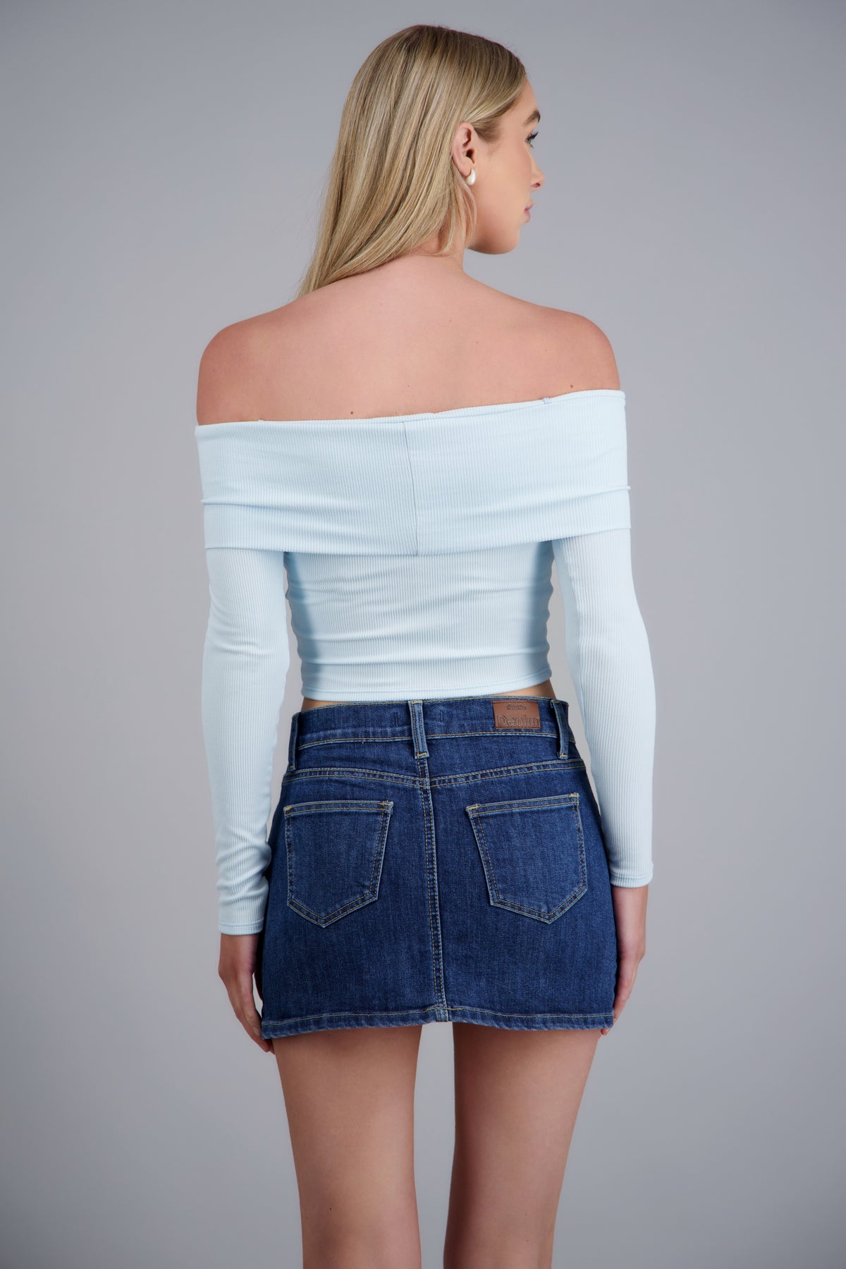 PASTEL BLUE