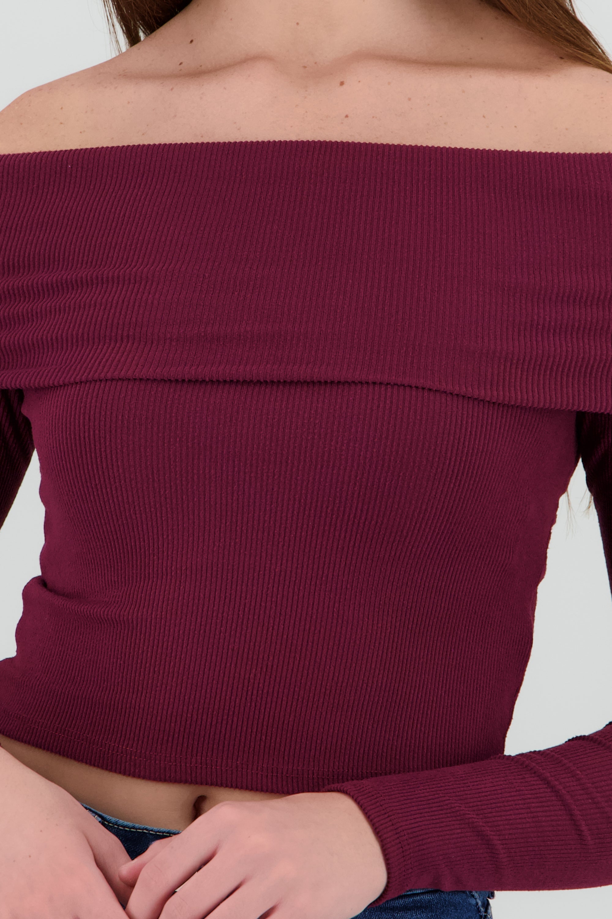 Top off shoulder manga larga rib CIRUELA