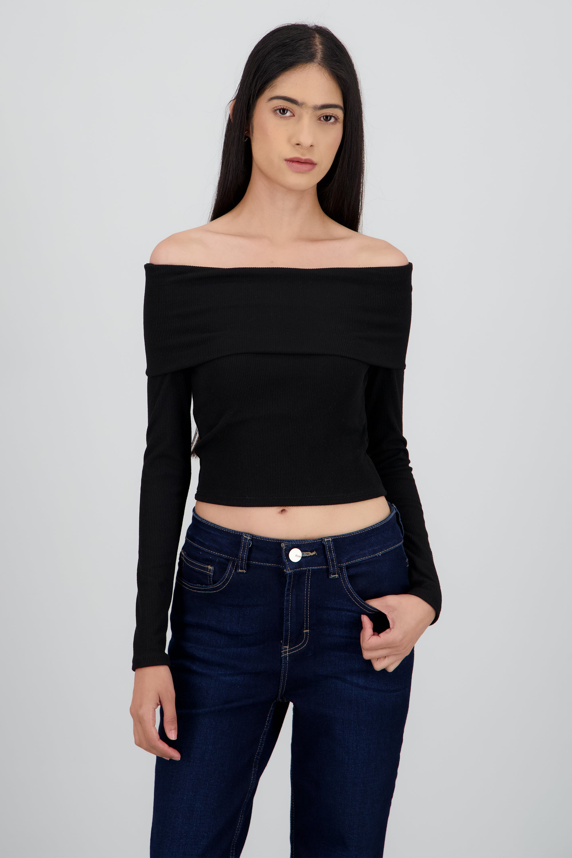 Top off shoulder manga larga rib NEGRO
