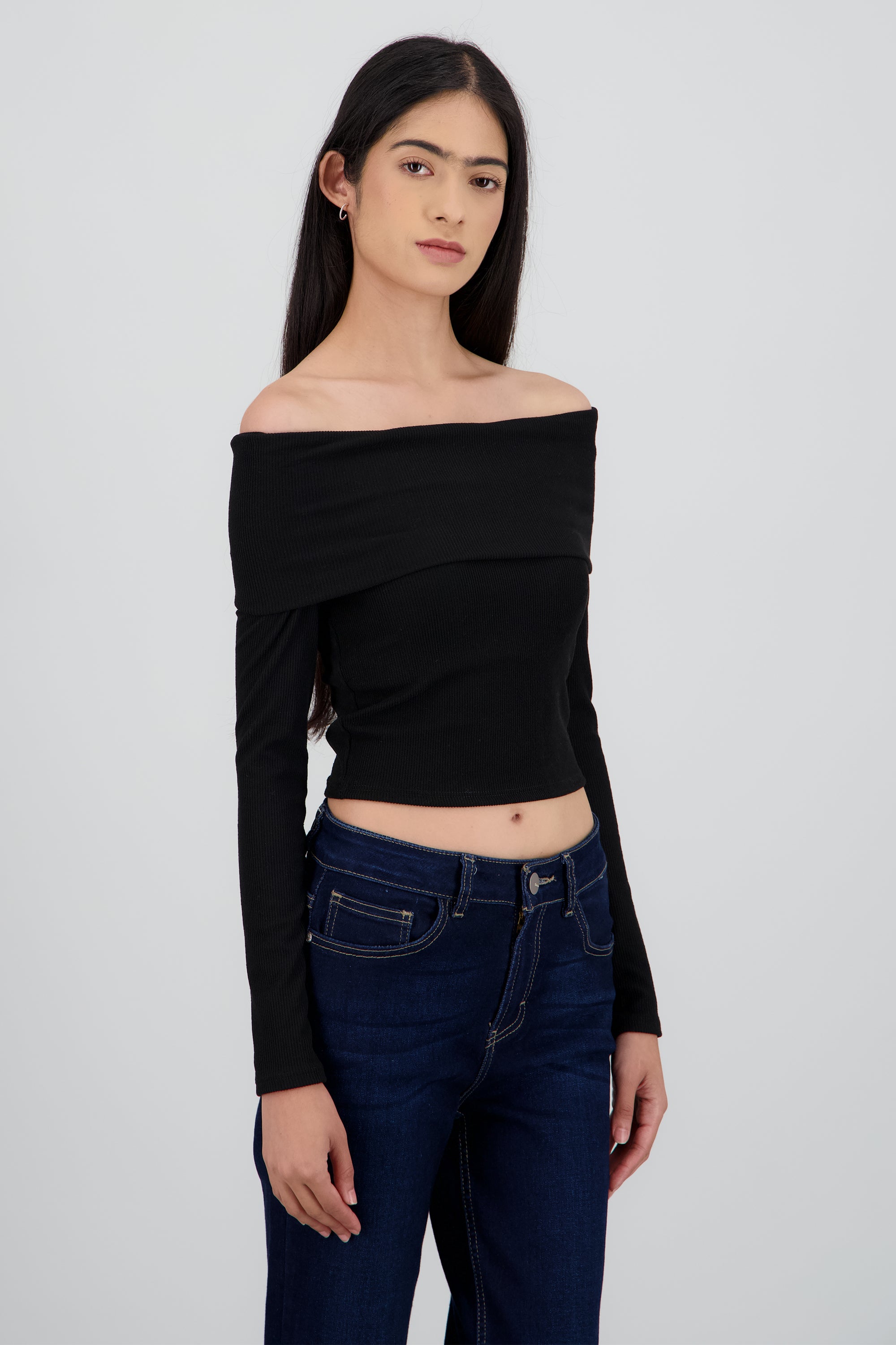 Top off shoulder manga larga rib NEGRO