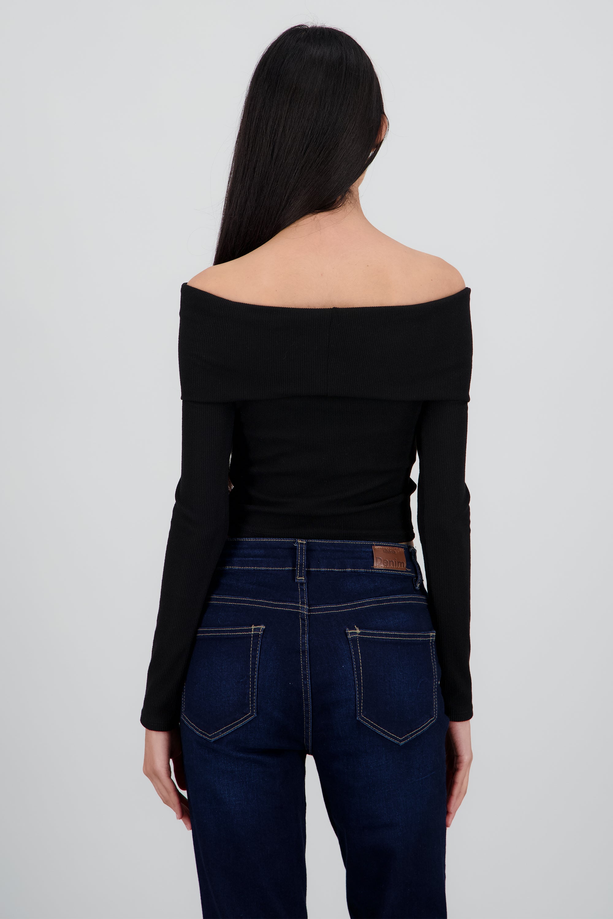 Top off shoulder manga larga rib NEGRO