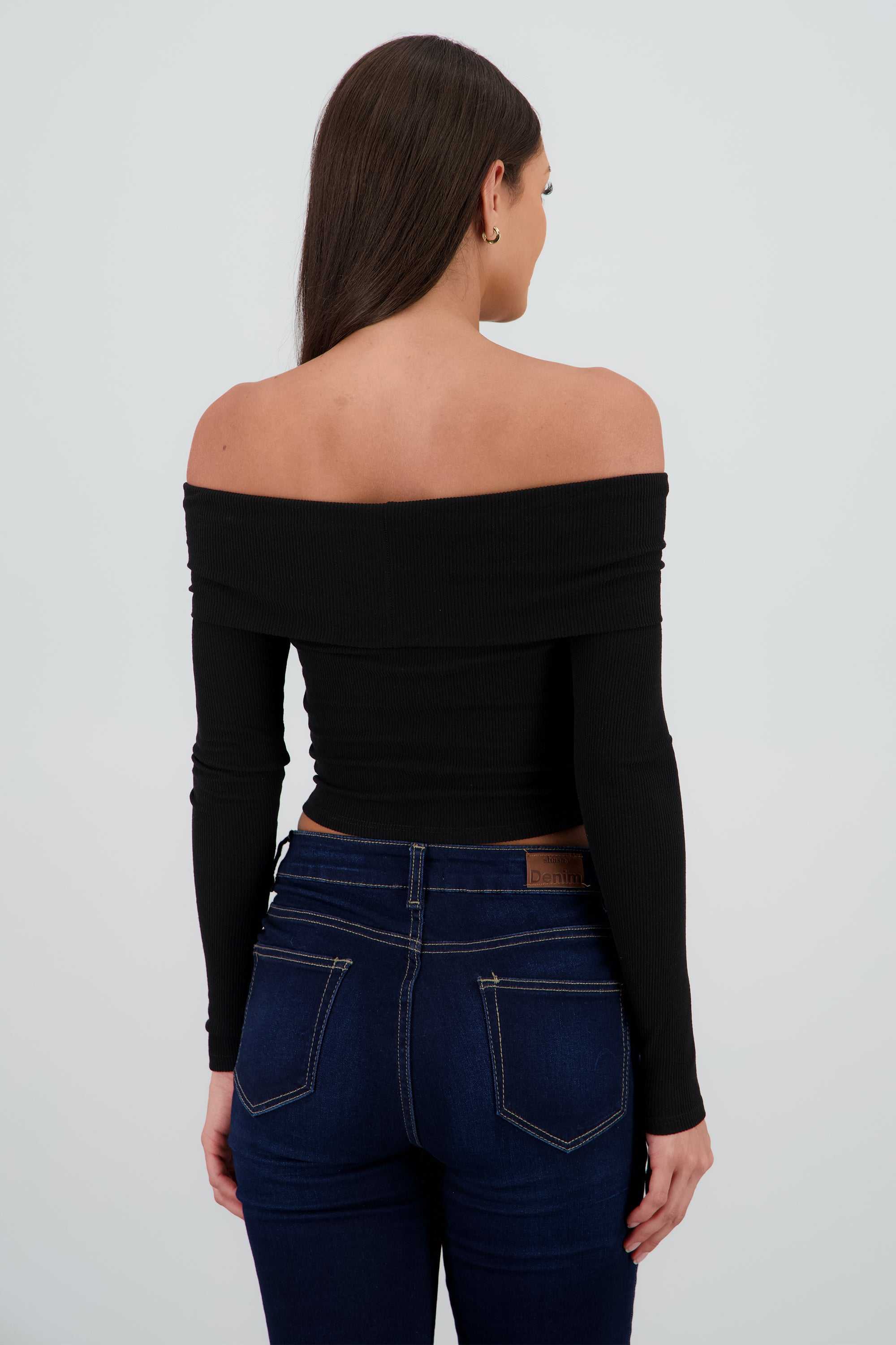 Top off shoulder manga larga rib NEGRO