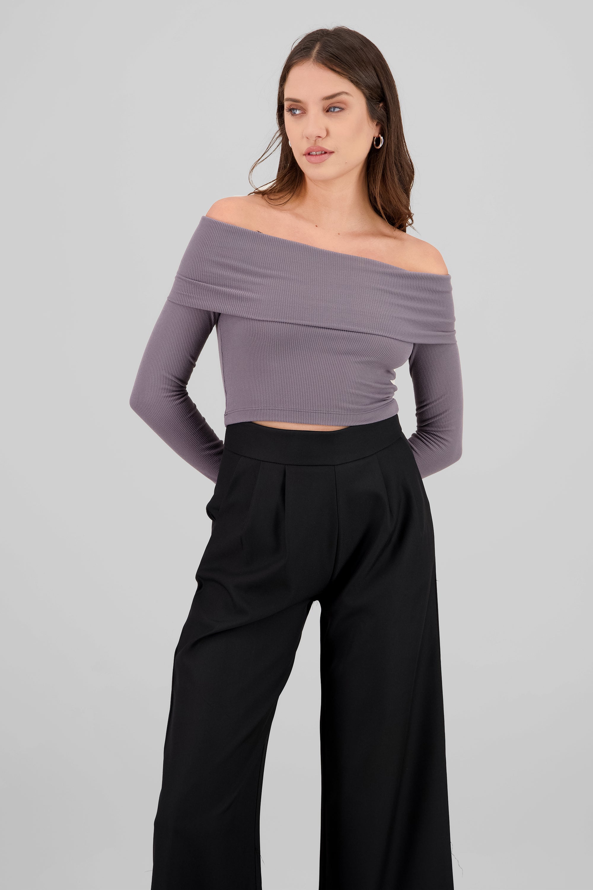 Top off shoulder manga larga rib GRIS OBSCURO