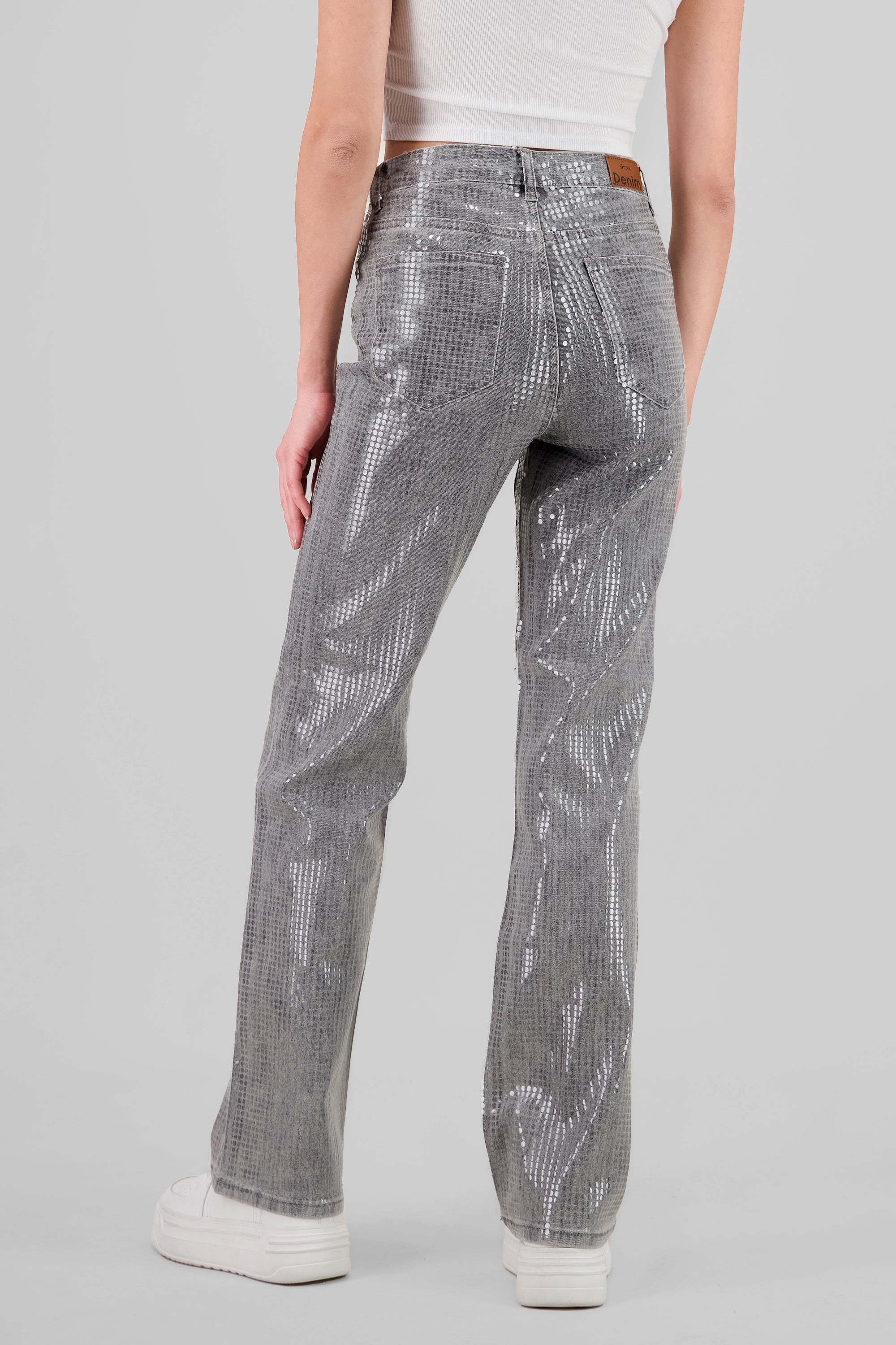 Jeans straight efecto brillo GRIS