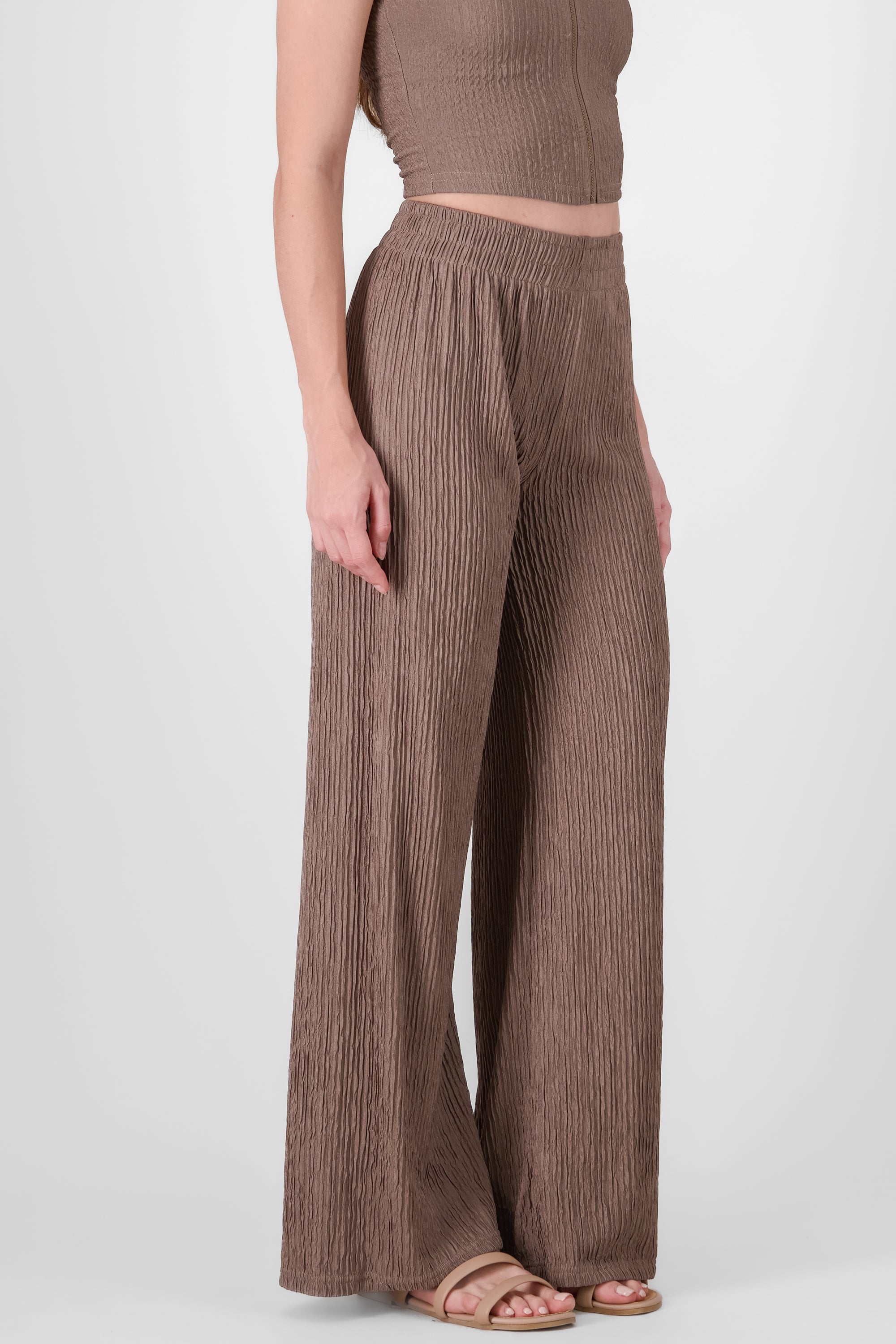 Pantalon textura resorte GREIGE