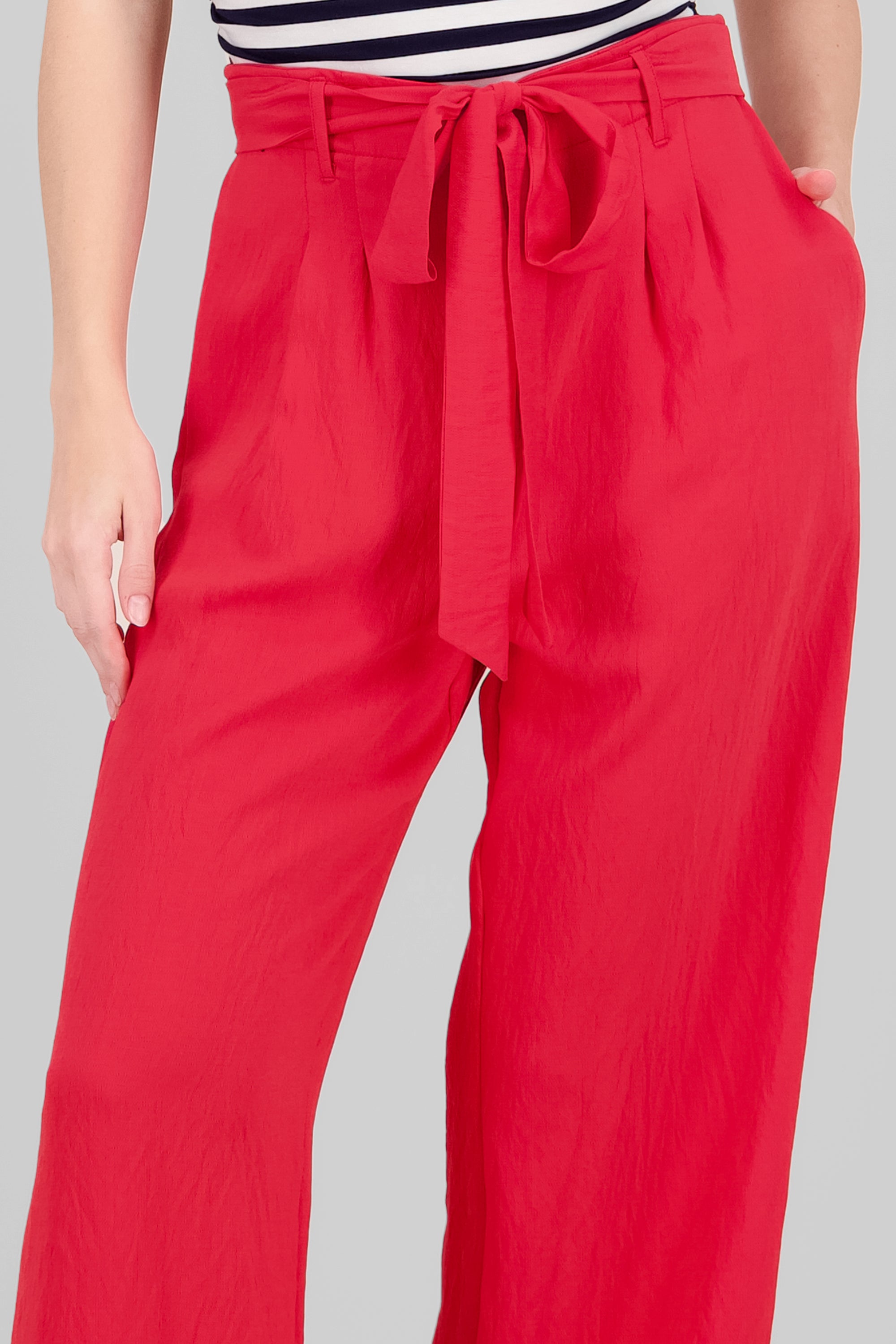 Pantalon recto cinturon textura ROJO