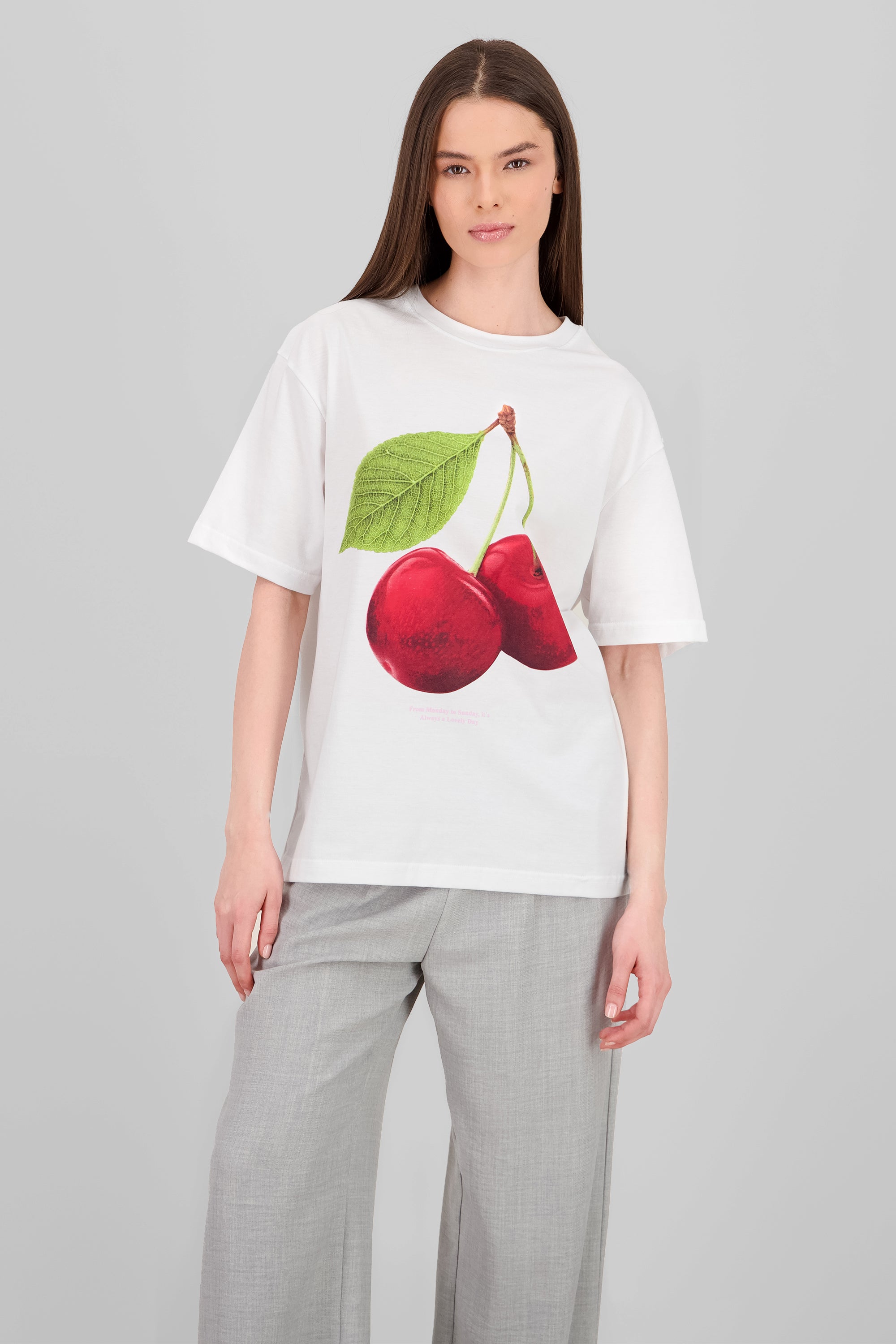 Playera oversize estampada cerezas mon cheri hypst BLANCO