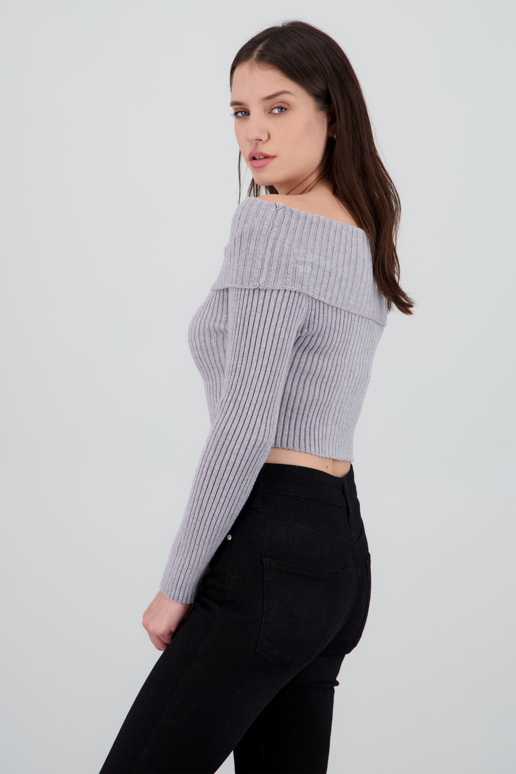 Sueter tejido off shoulder GRIS JASPE