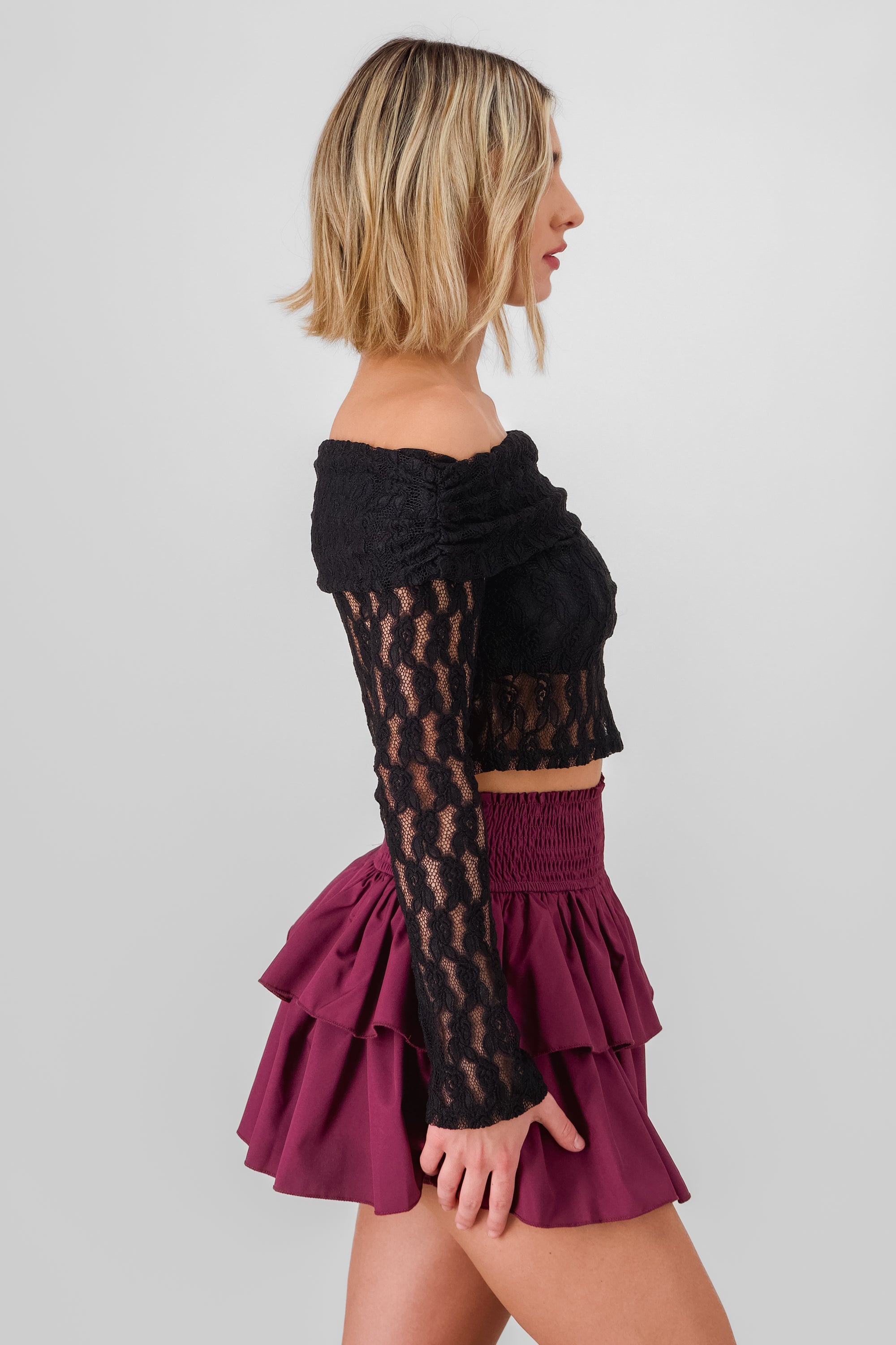 Blusa off shoulder encaje NEGRO