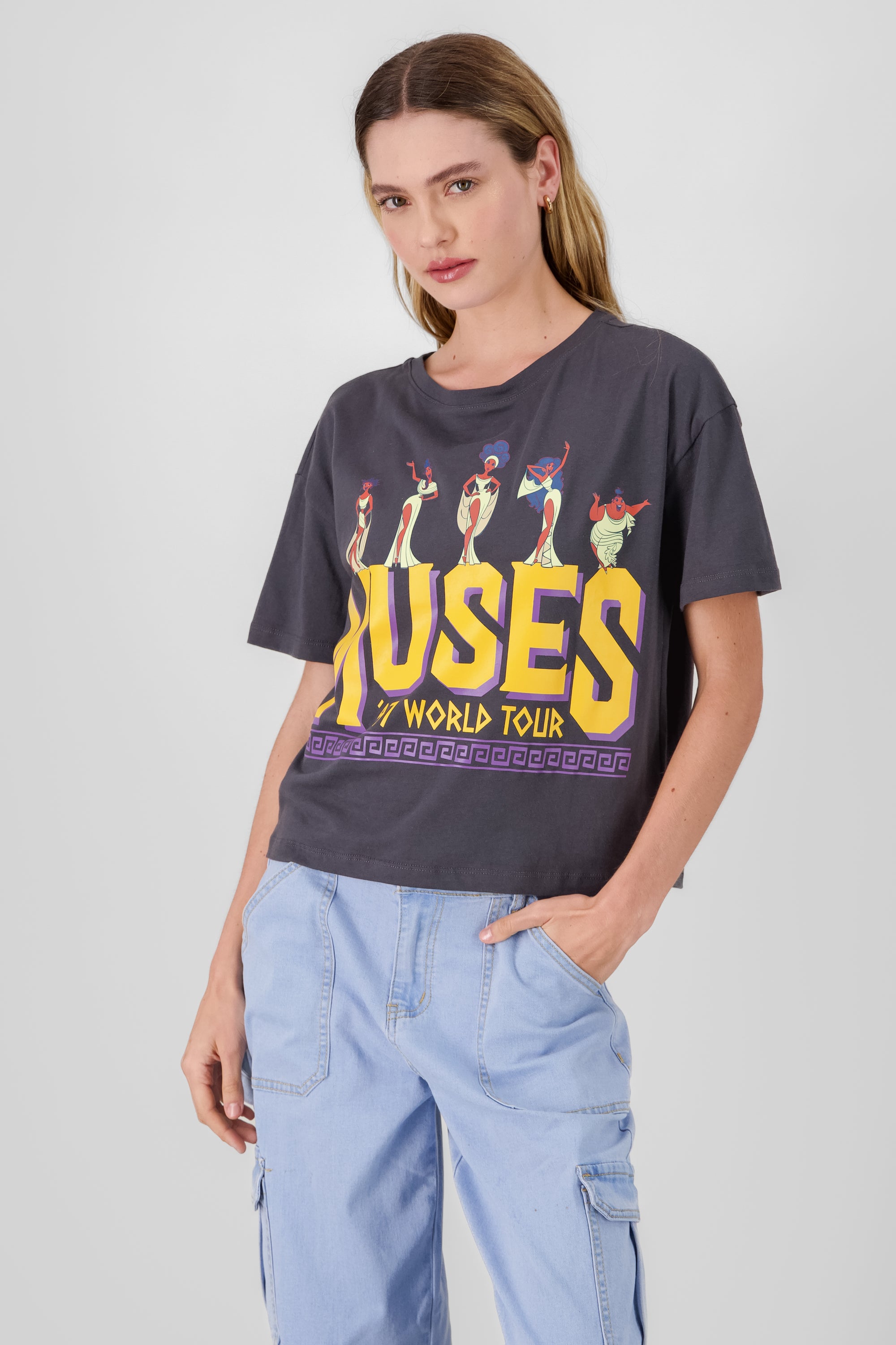 Playera over musas hercules GRIS OBSCURO