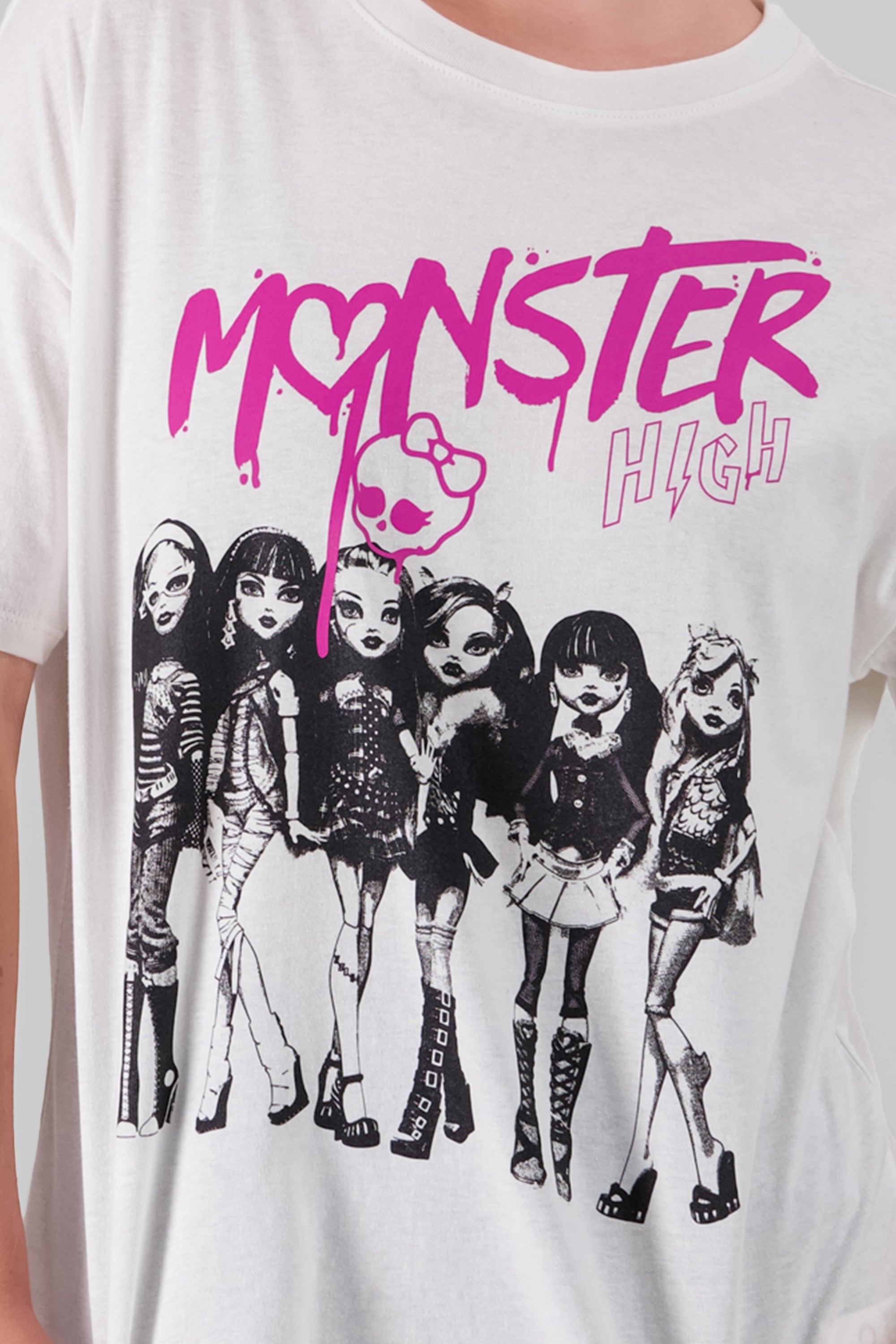 Playera over monster high BLANCO