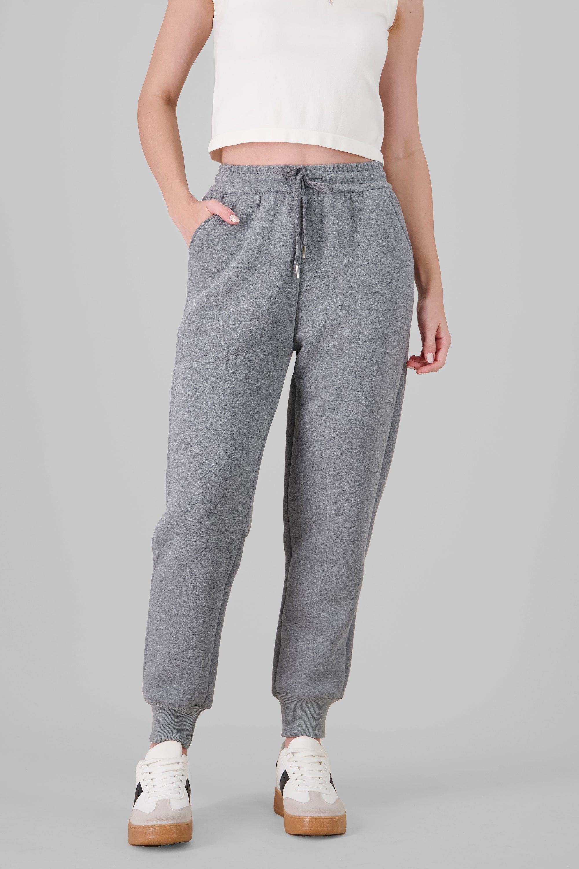 Pants con peluche joggers lisos GRIS CLARO