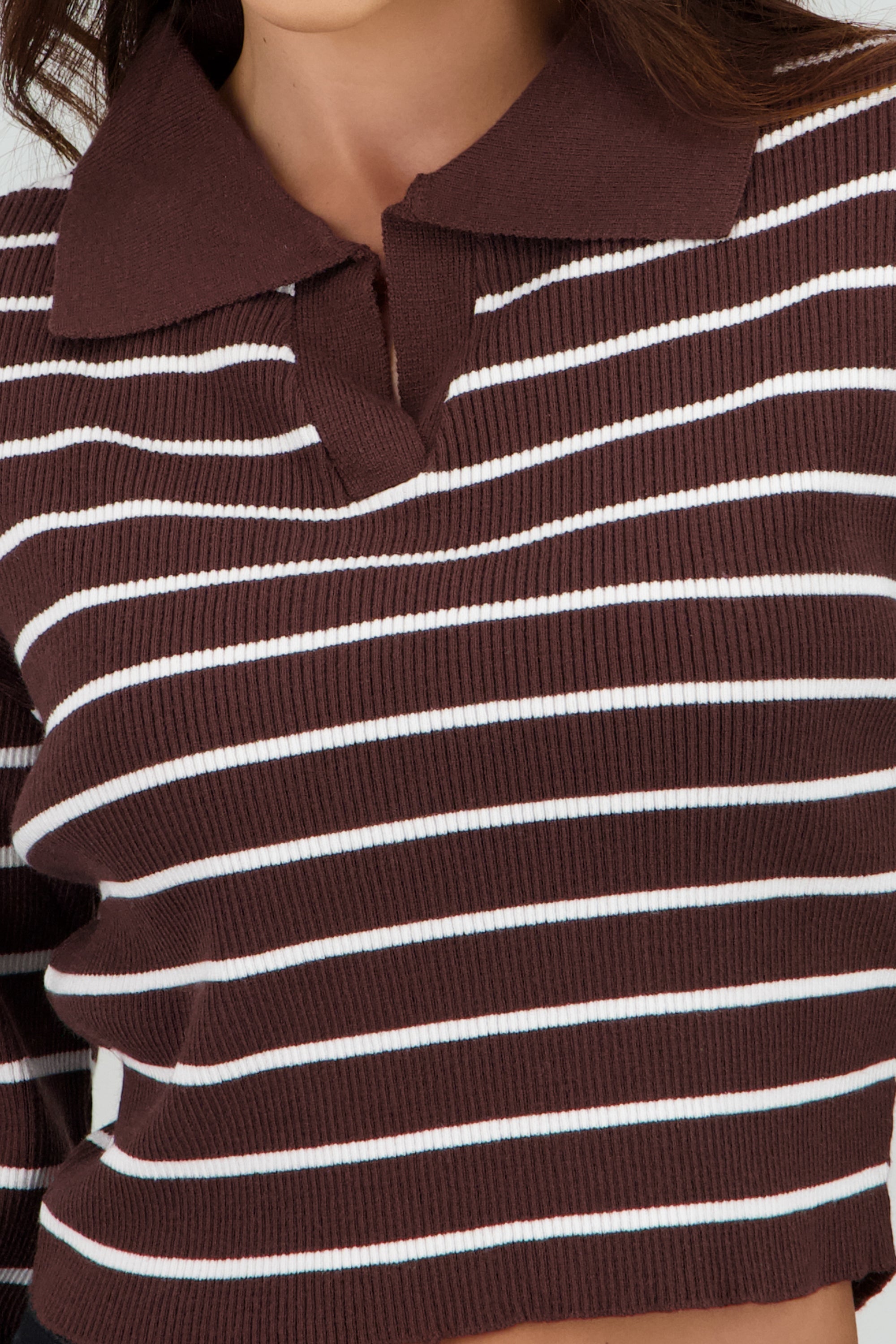 Sueter tejido cuello polo rayas CAFE COMBO