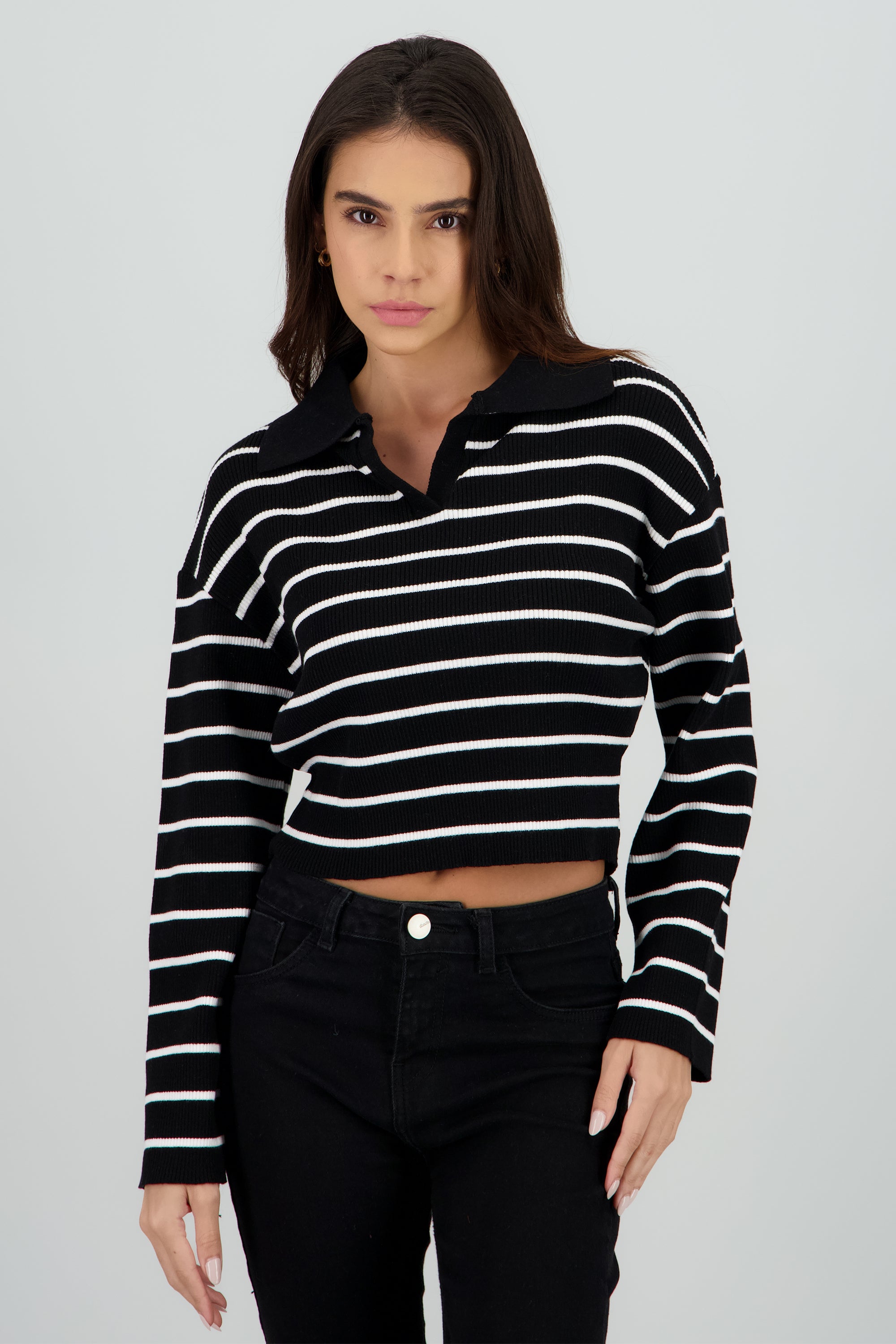 Sueter tejido cuello polo rayas