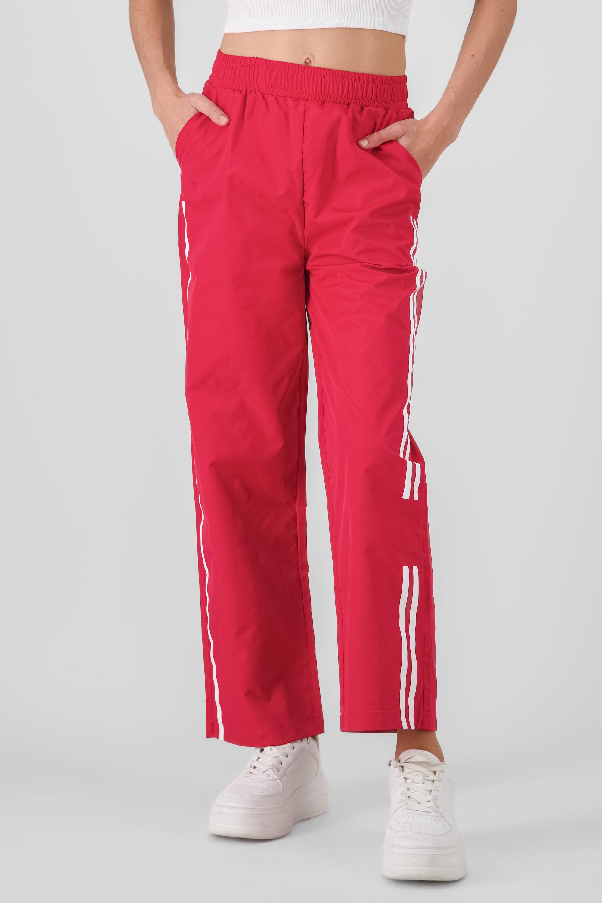 Pantalon amplio lineas ROJO