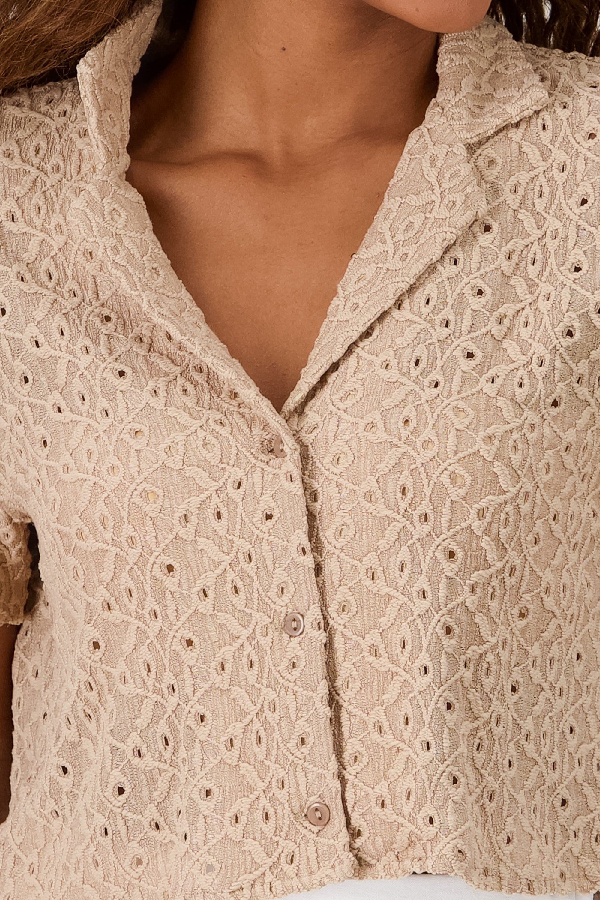 Camisa manga corta eyelet BEIGE