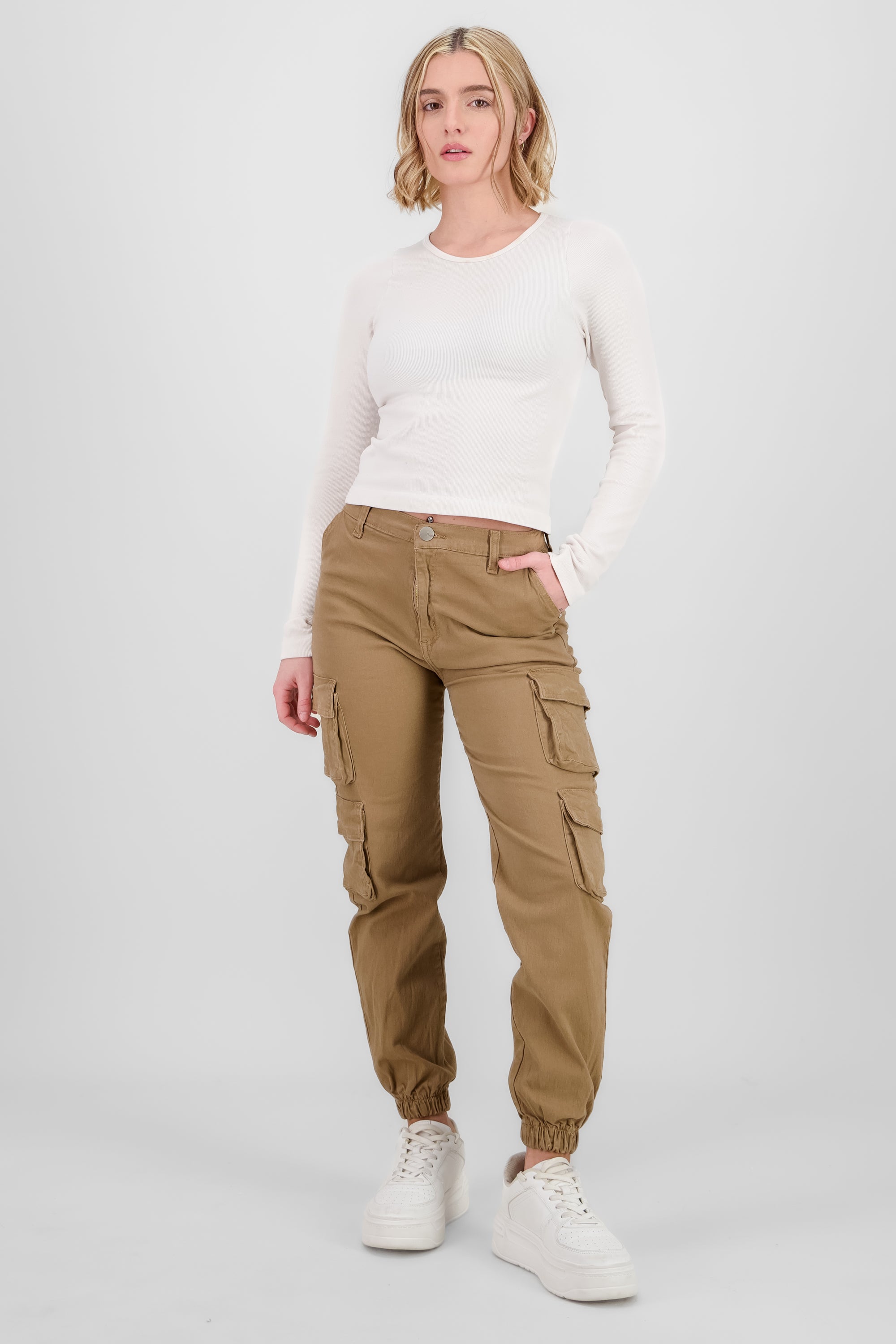 Jeans cargo monocolor CAMELLO