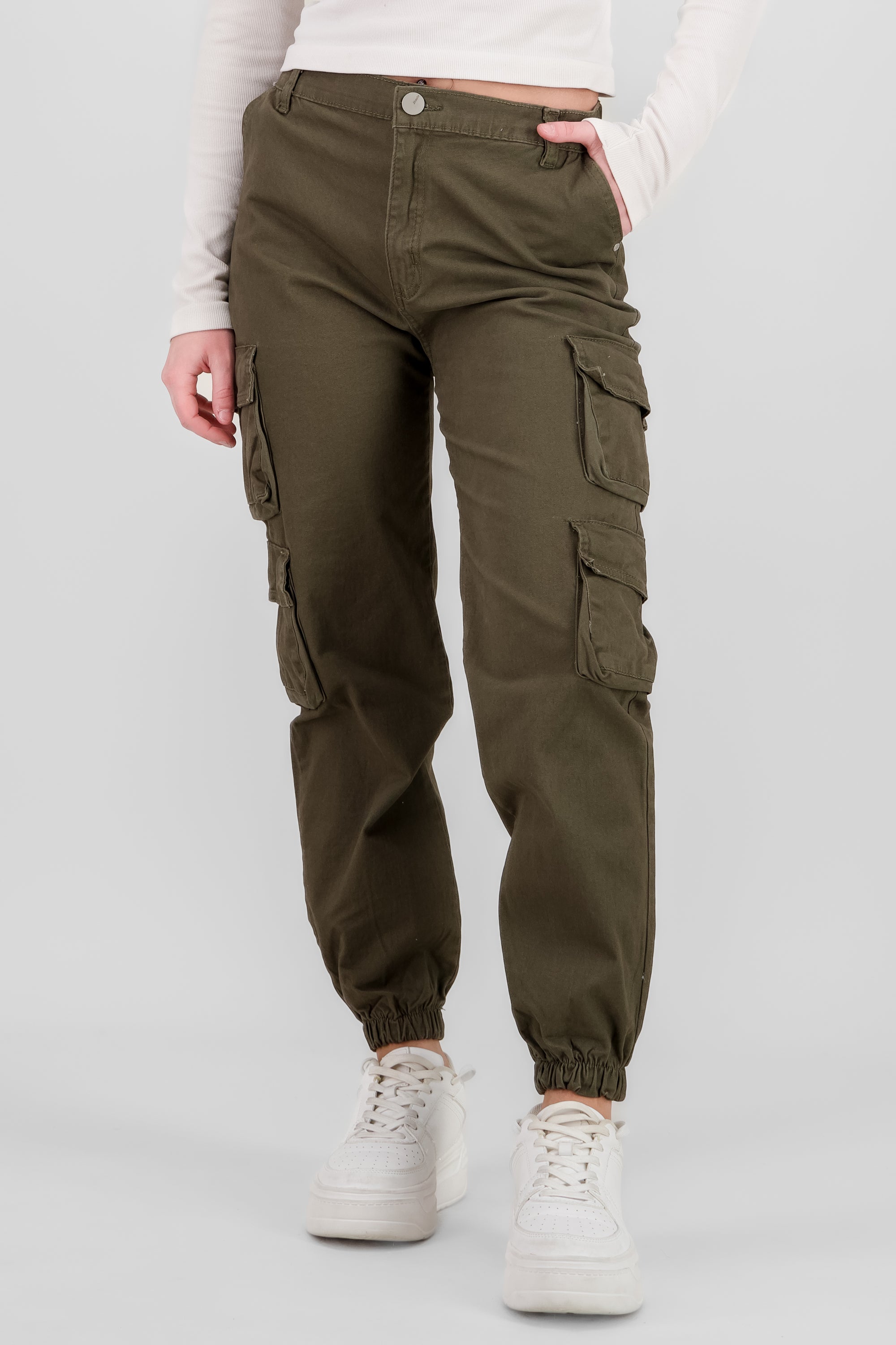 Jeans cargo monocolor VERDE CAZADOR