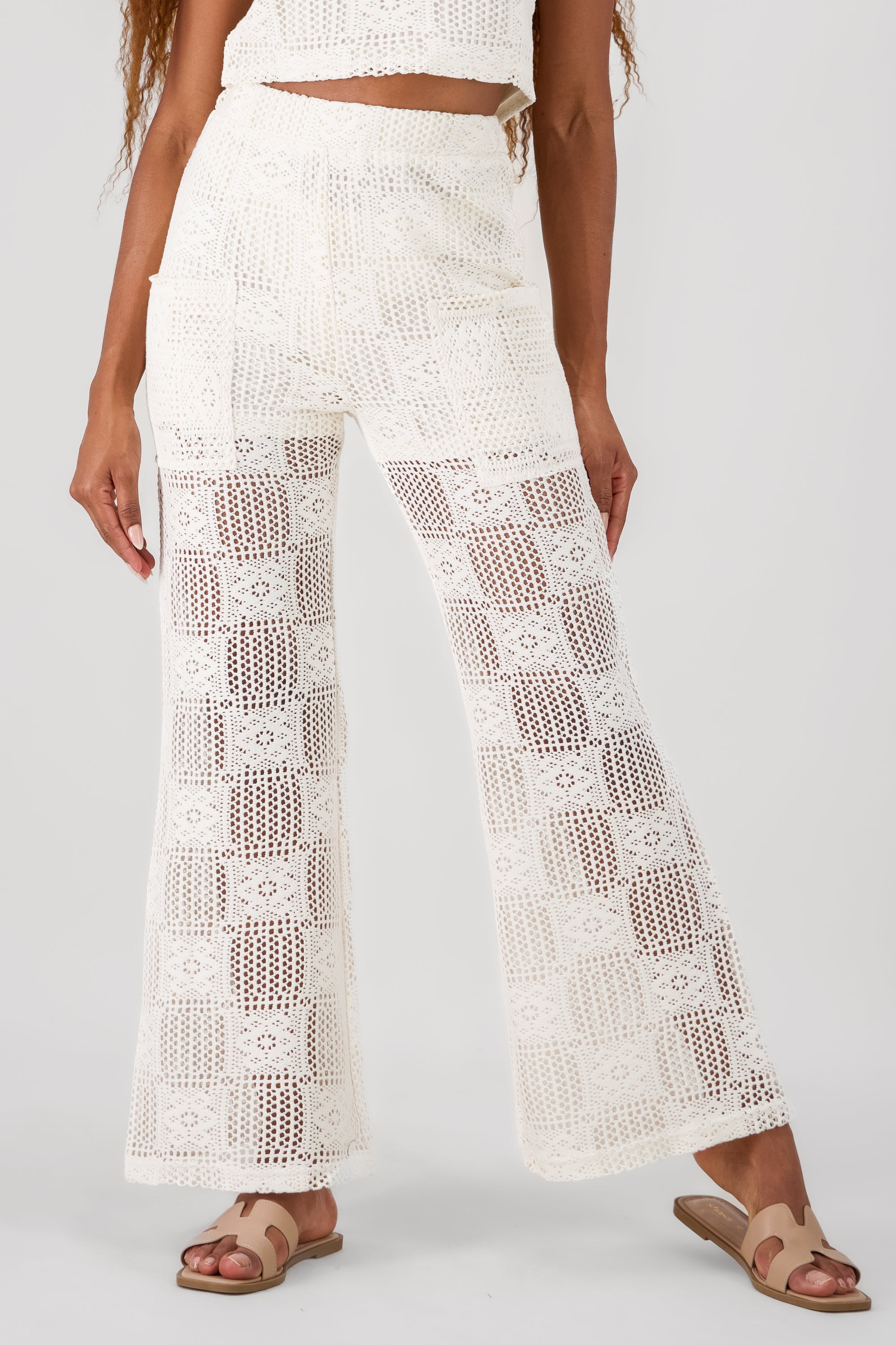 Pantalon crochet con bolsas a los costados HUESO