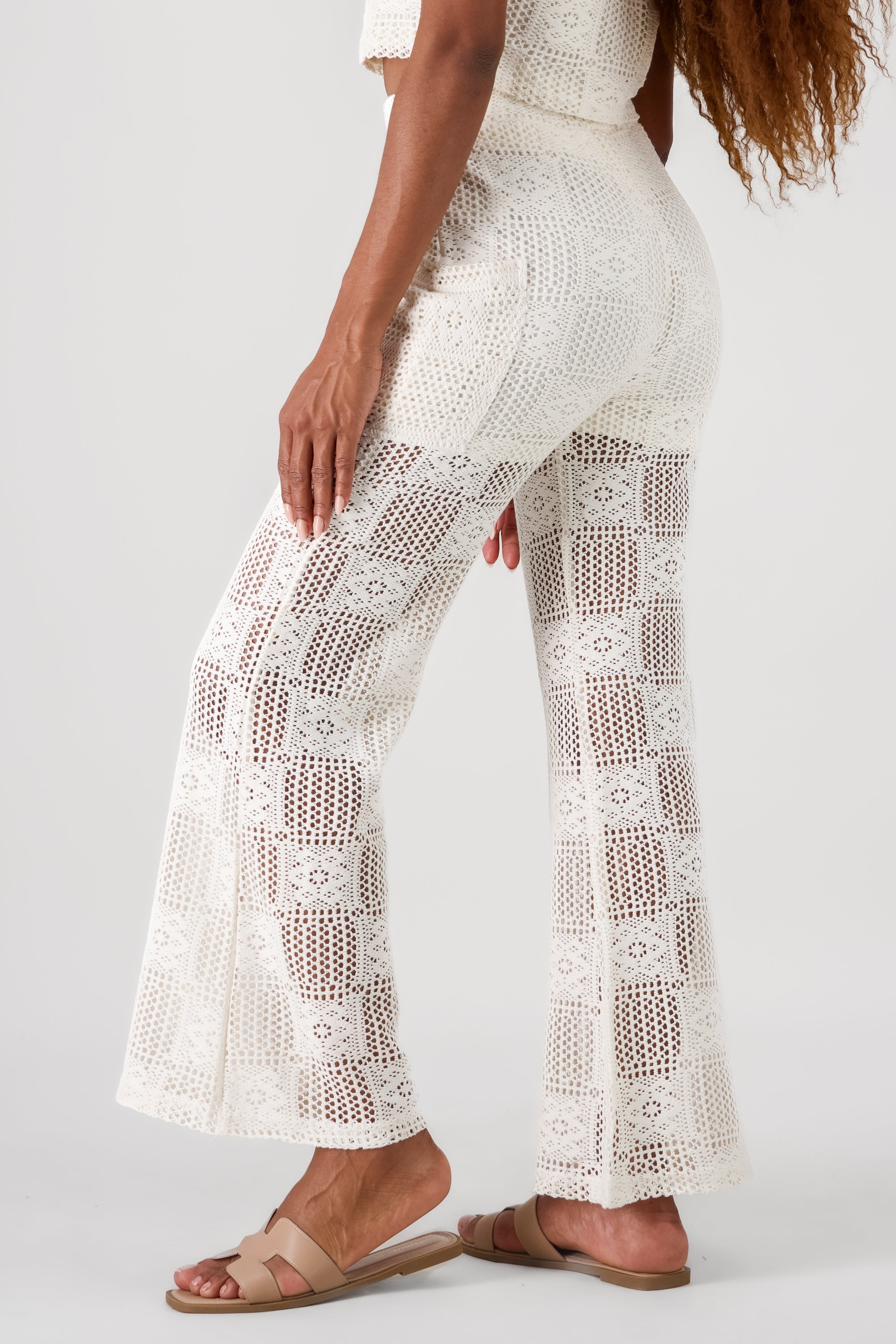 Pantalon crochet con bolsas a los costados HUESO