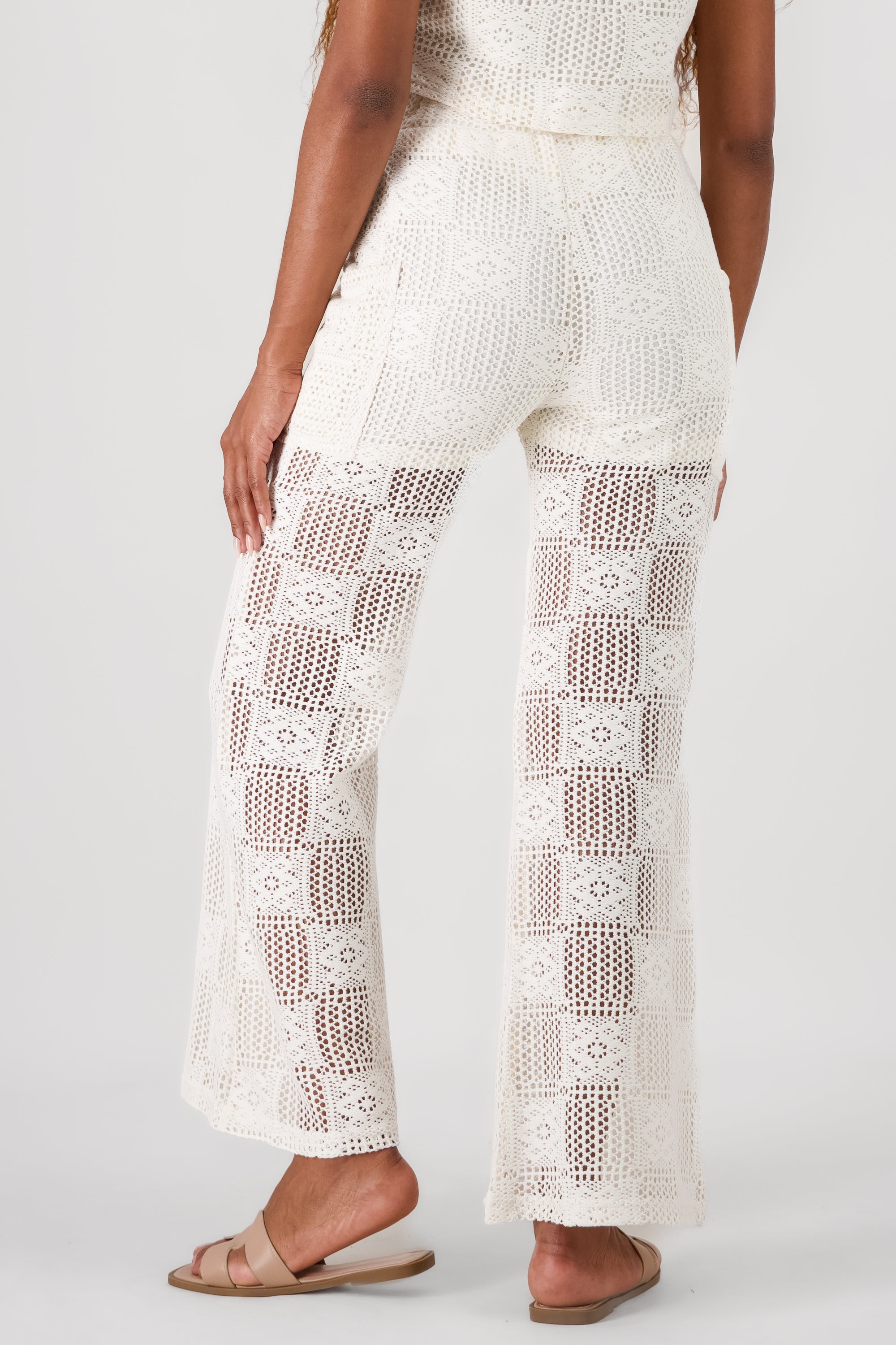 Pantalon crochet con bolsas a los costados HUESO