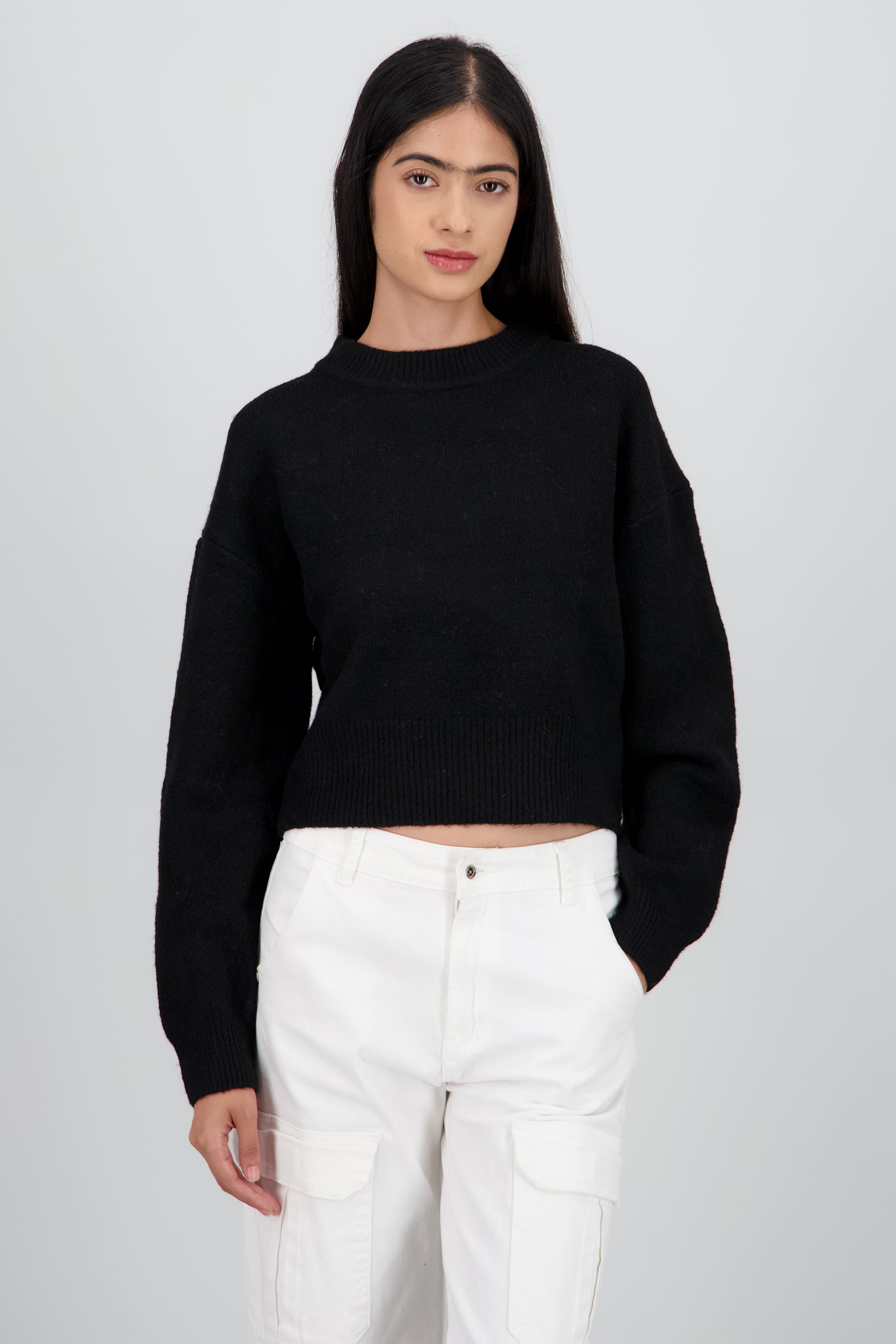 Sueter de cuello redondo manga larga suave NEGRO