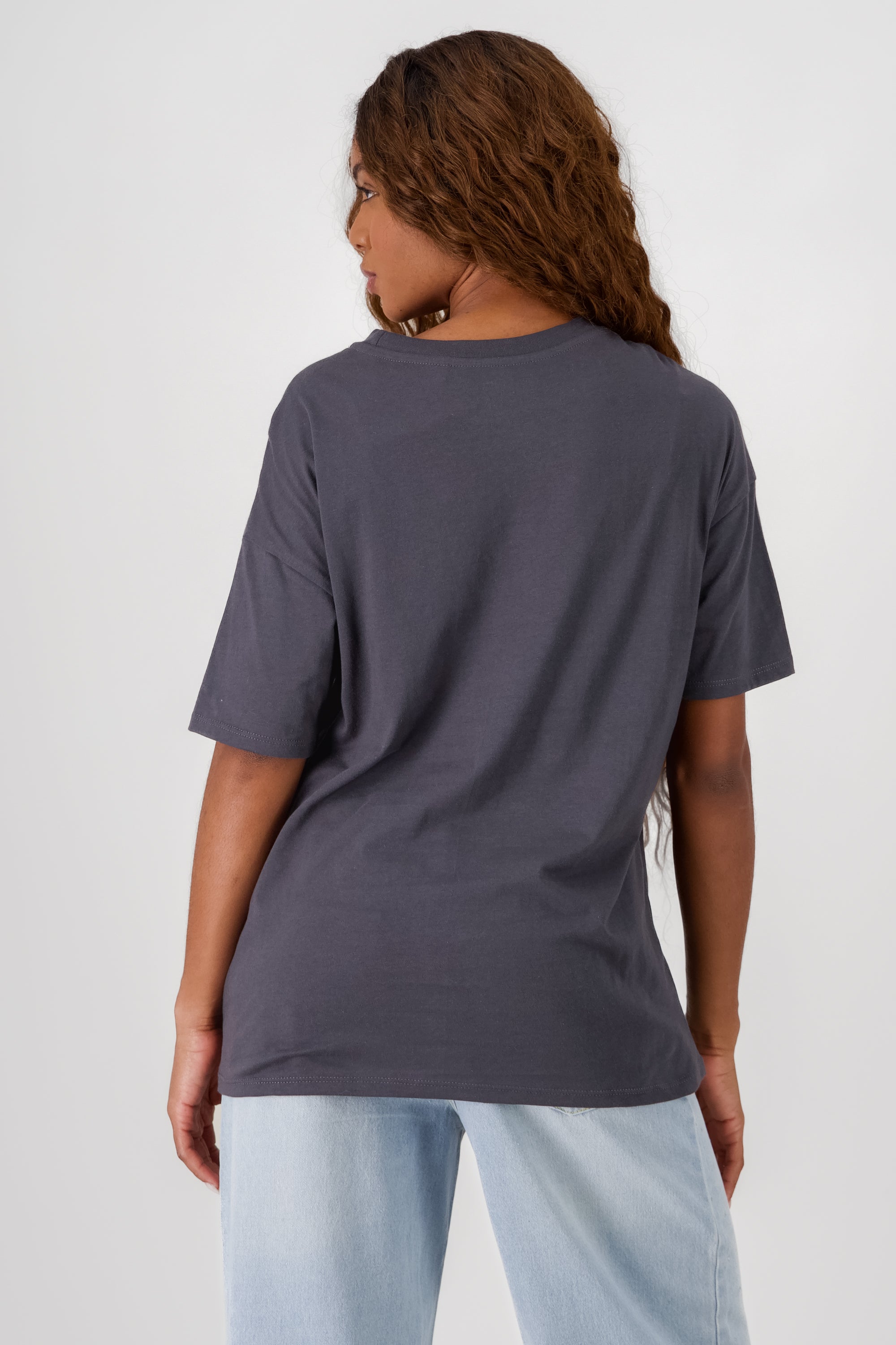 Playera draculaura desgaste GRIS OBSCURO