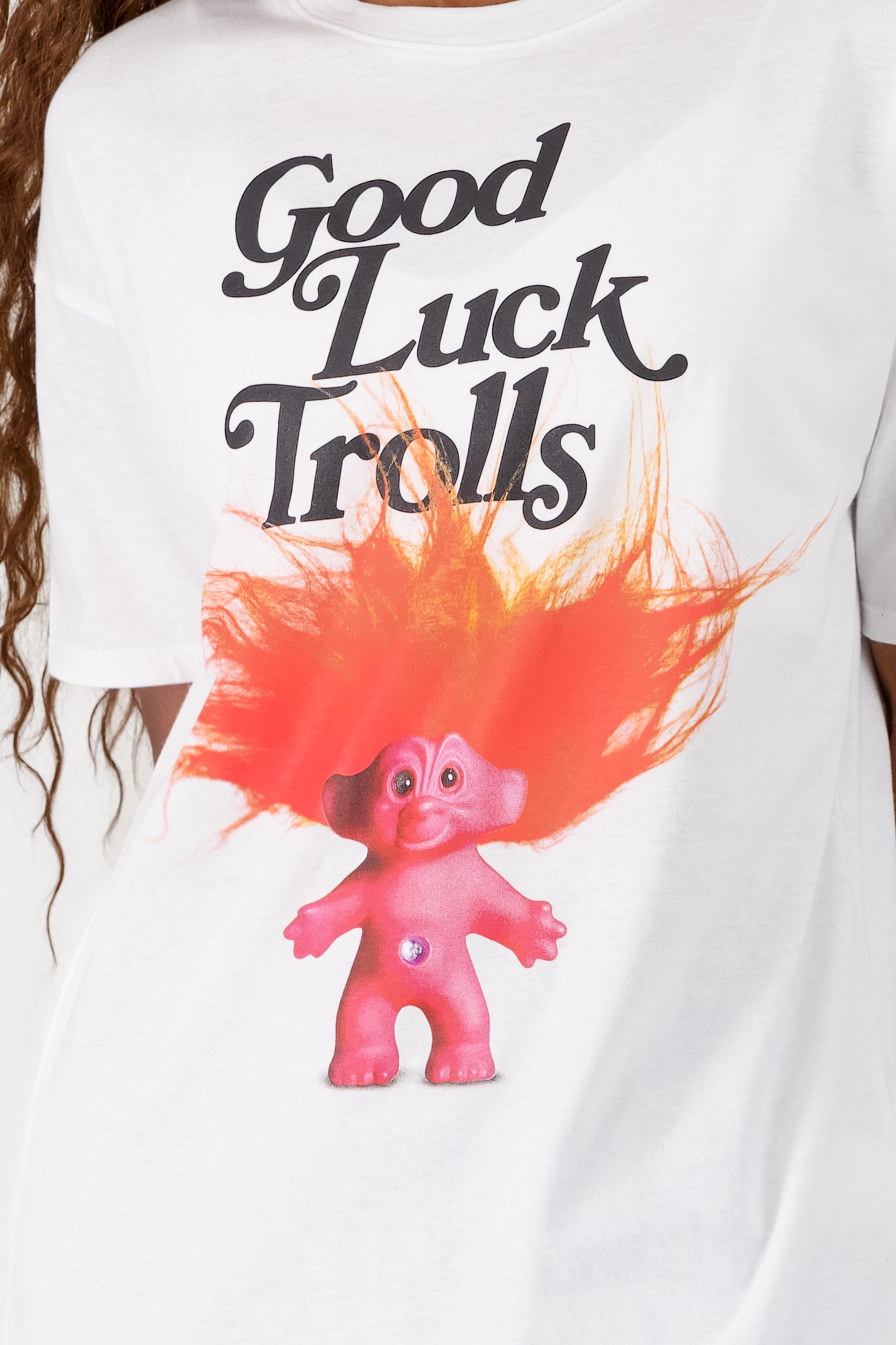 Playera over trolls BLANCO