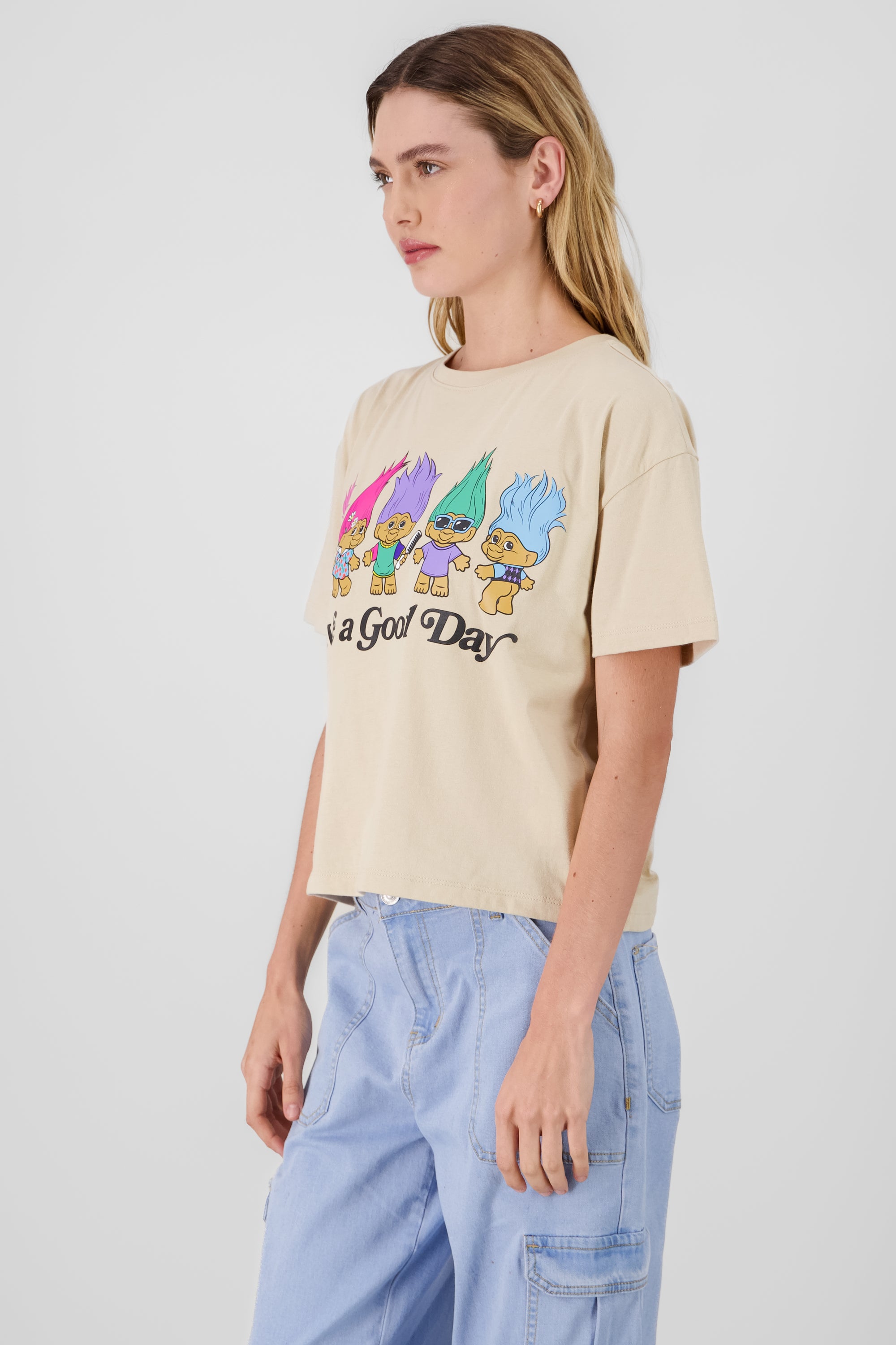 Playera boxy trolls ARENA