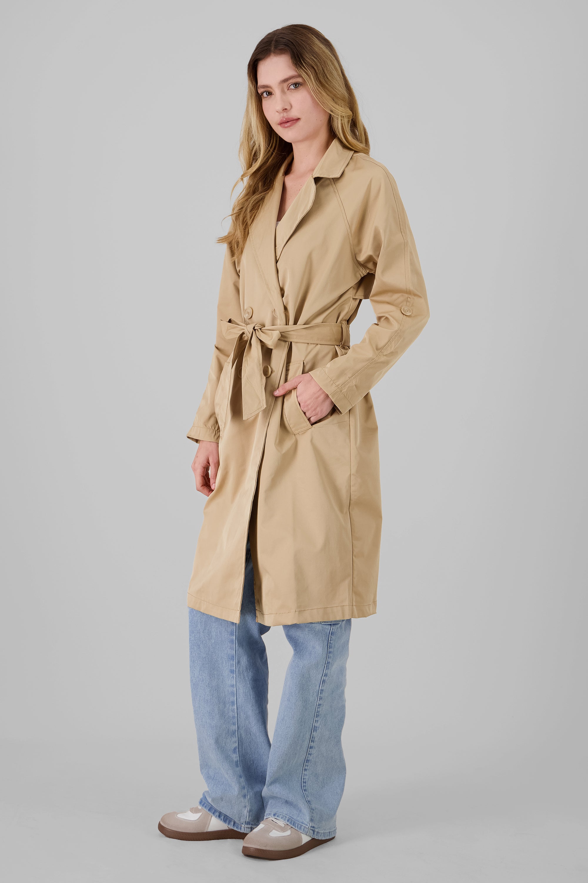 Gabardina midi lisa con botones KHAKI