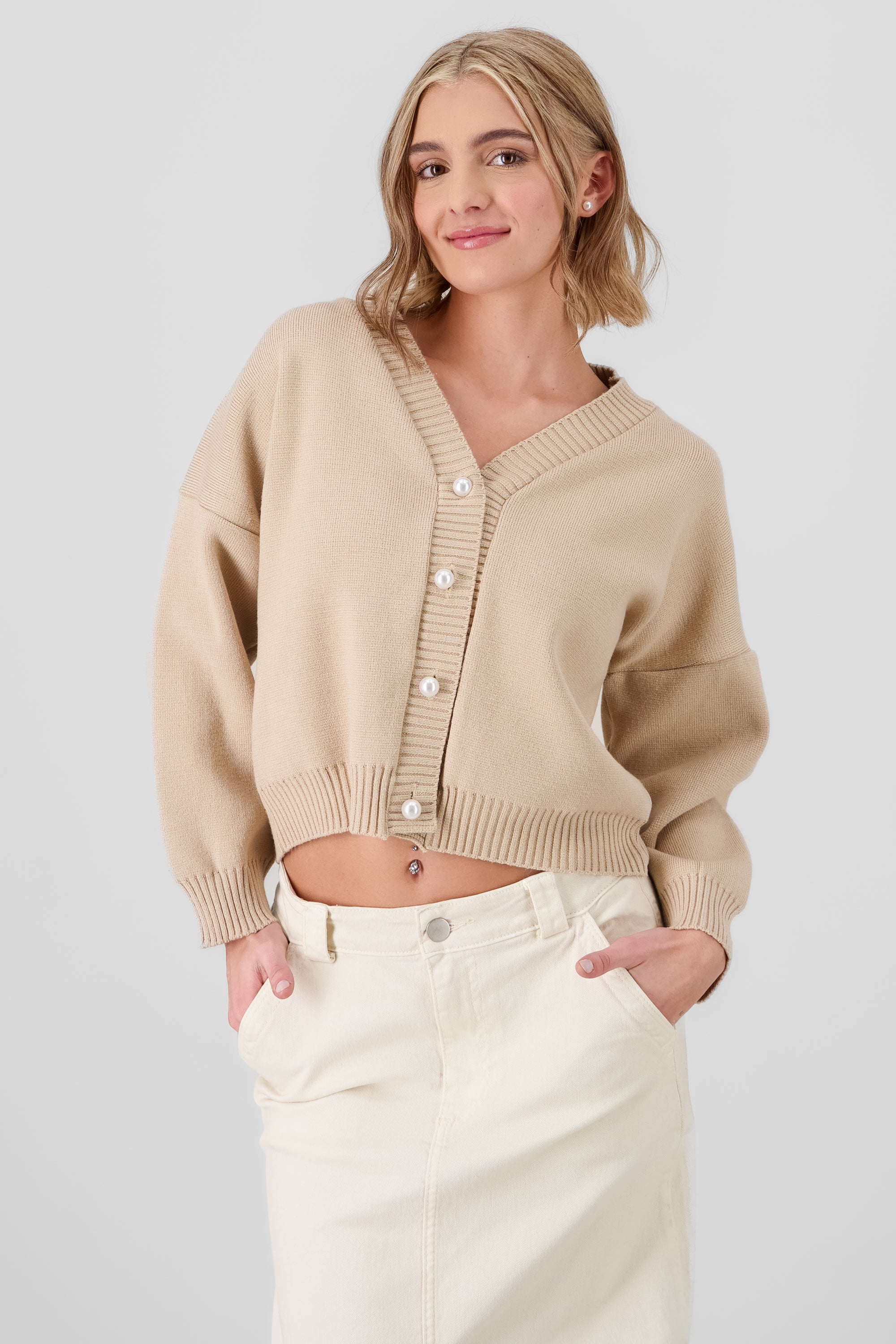 Cardigan liso viscosa con boton perlas Hypsters ARENA