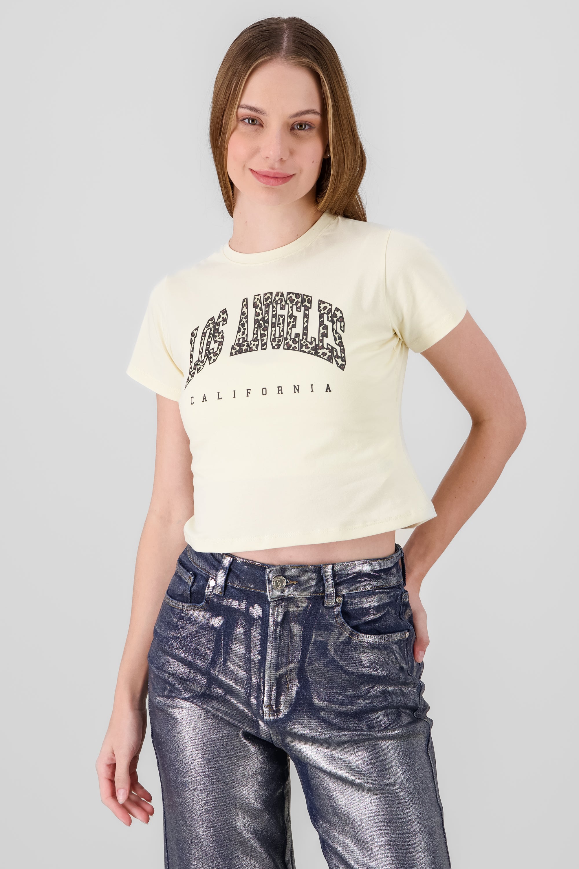 Playera estampado LA leopardo CREMA