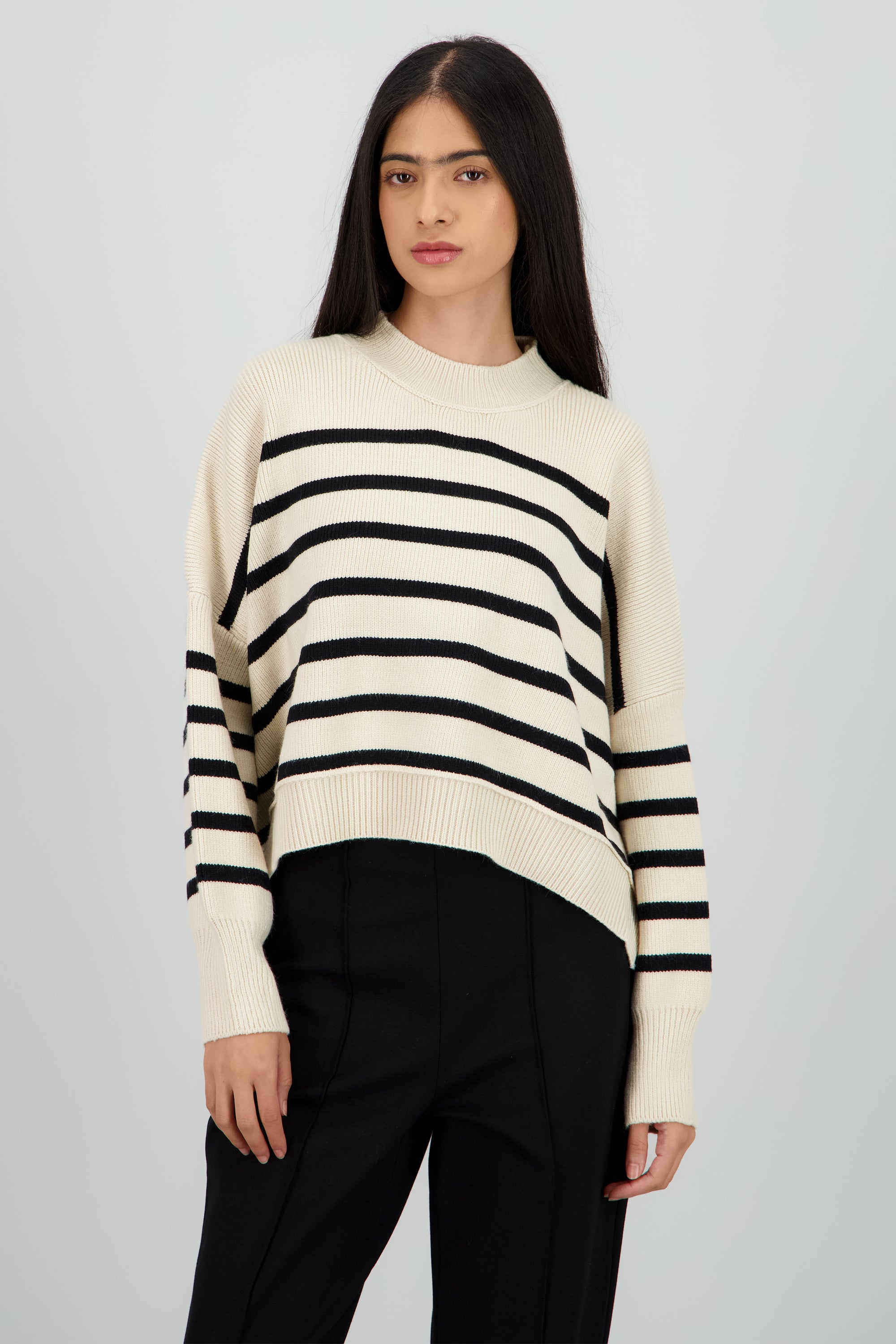 Sueter suave rayas CREMA