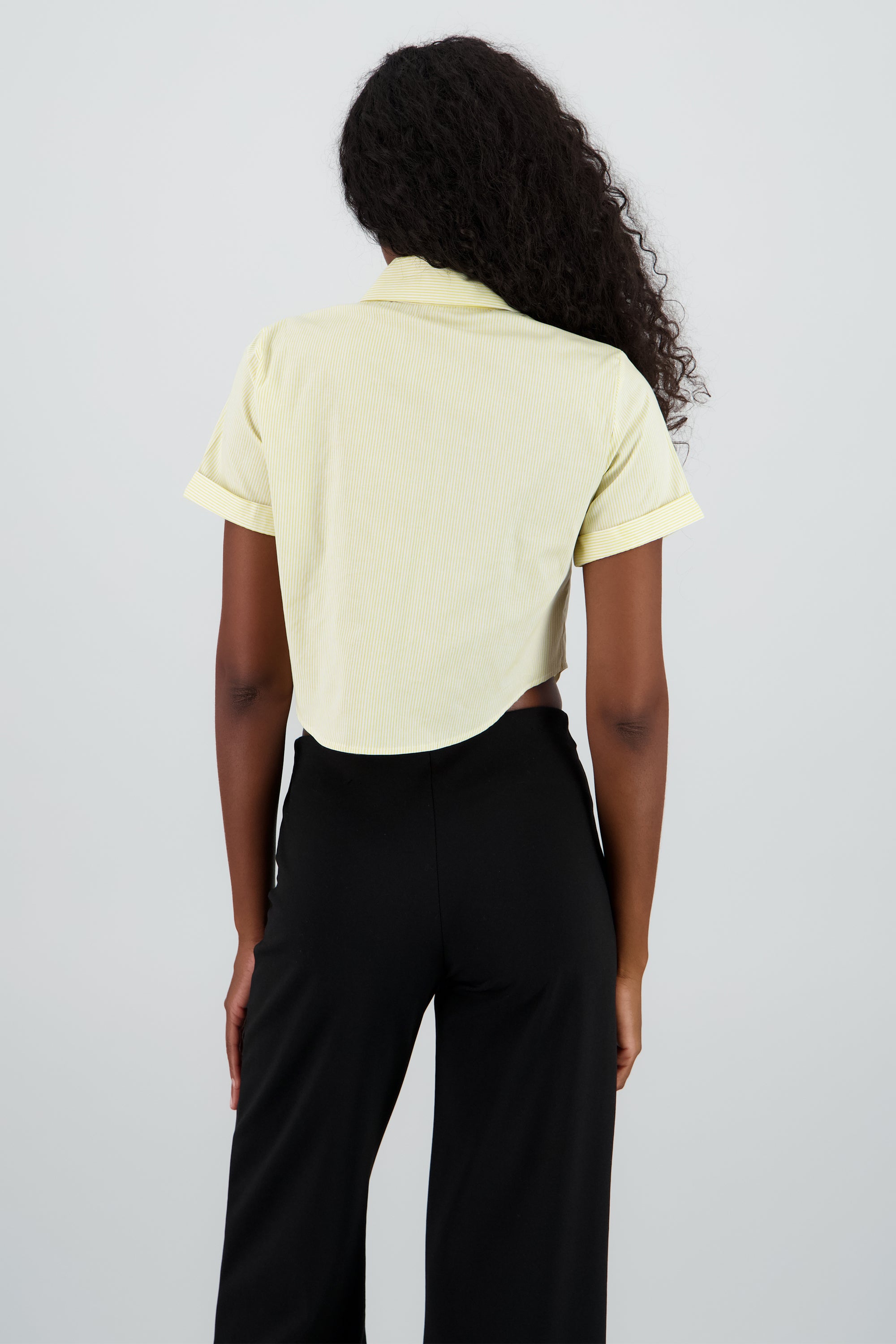 Camisa crop manga corta AMARILLO PASTEL