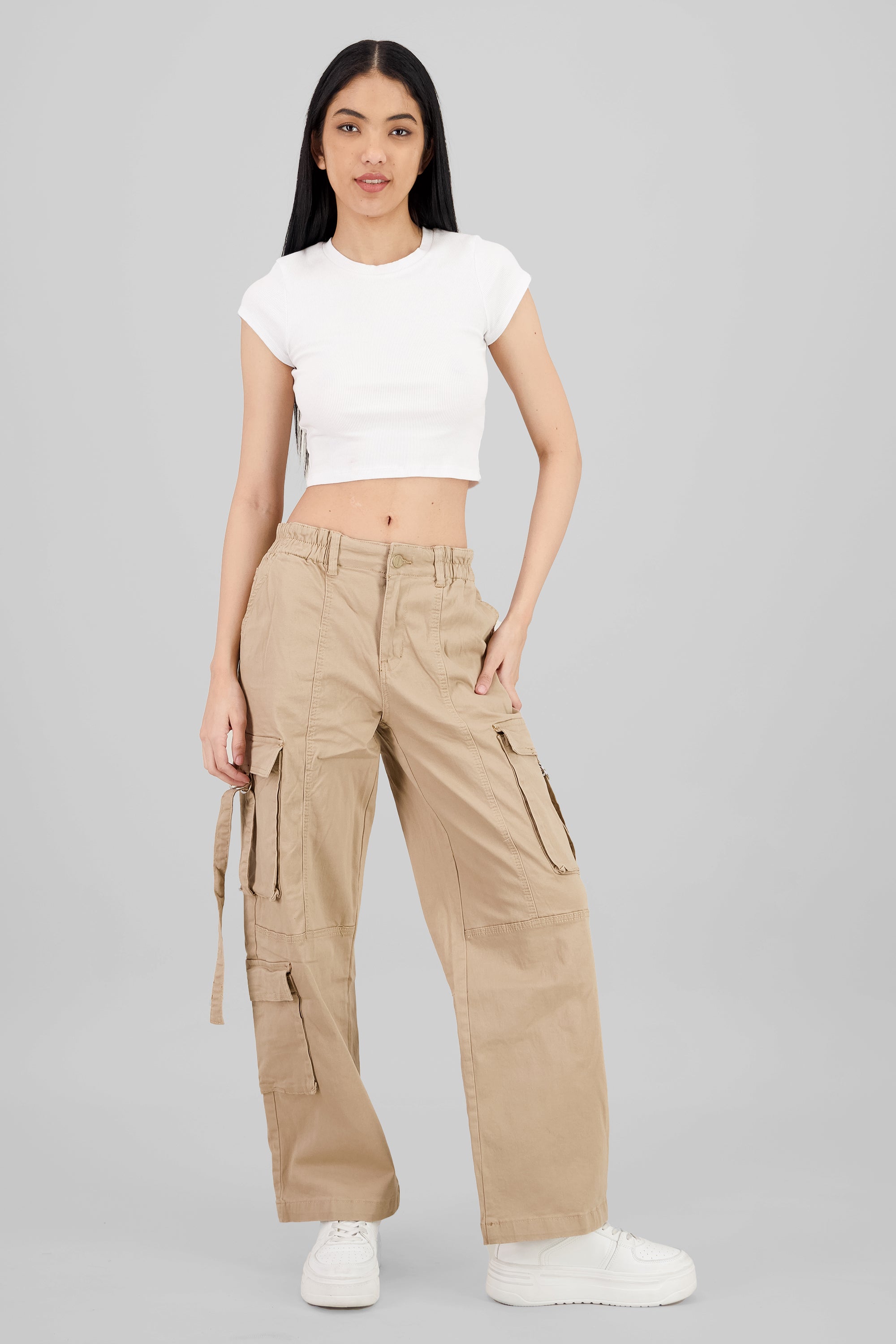 Pantalón cargo con jaretas KHAKI