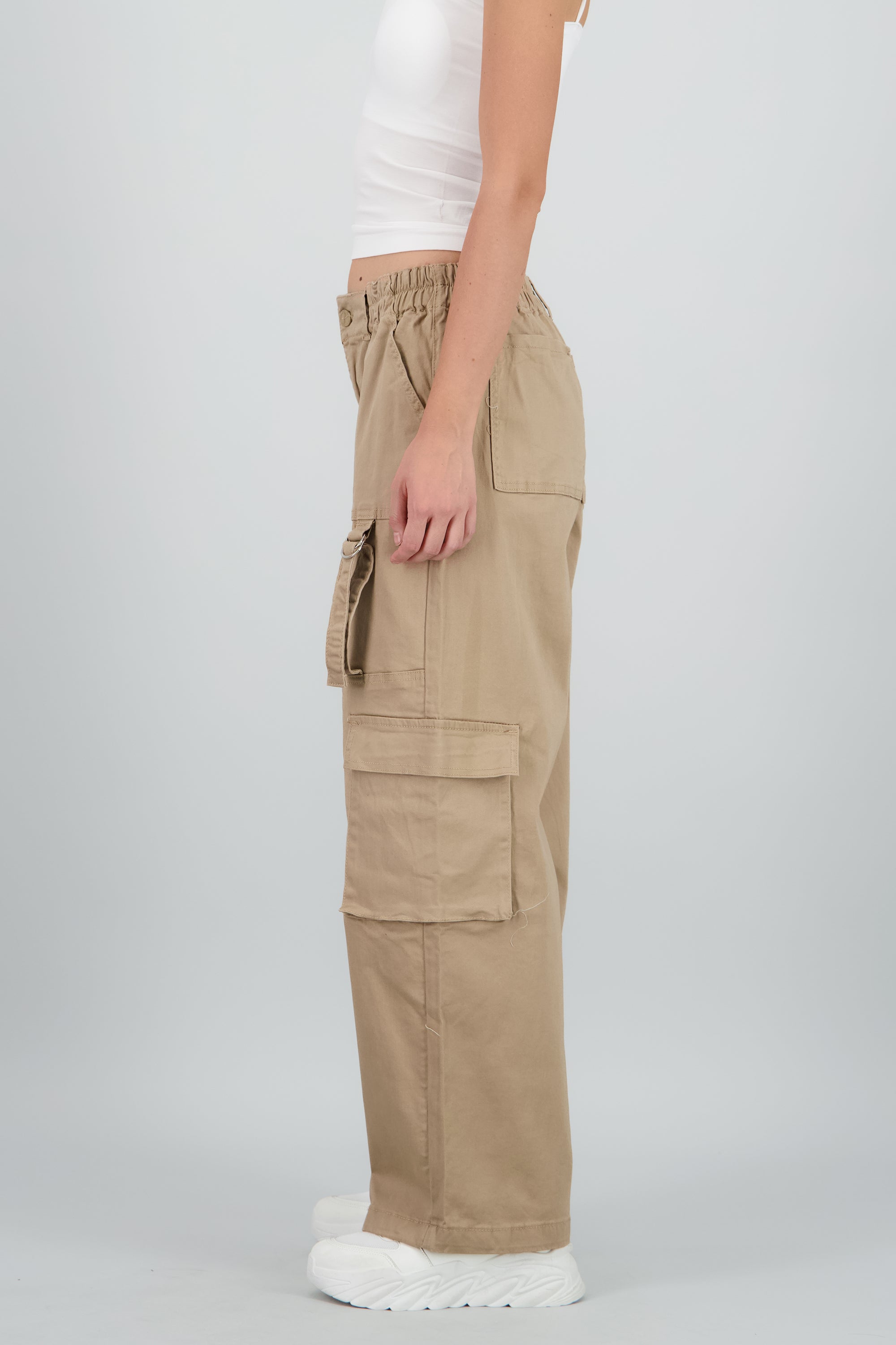 Pantalón cargo 3 bolsas tiras KHAKI