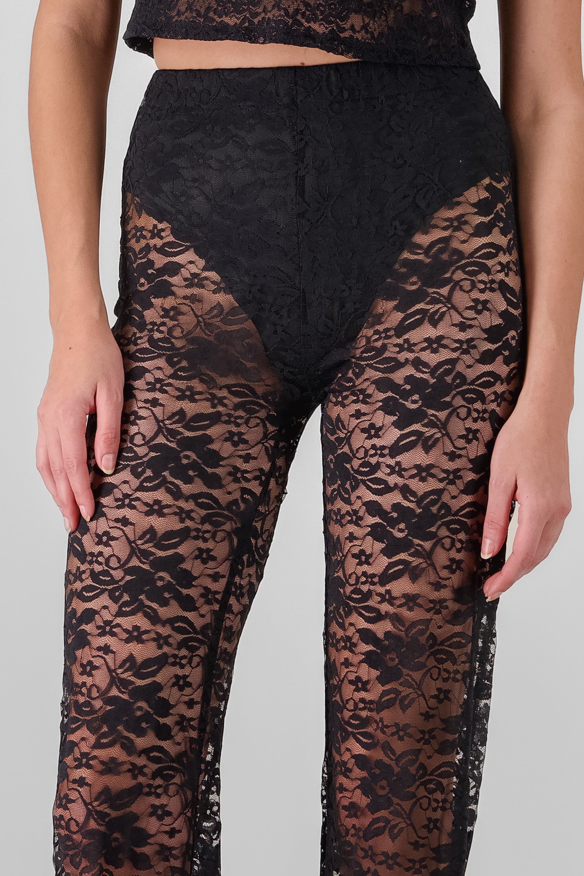 Pantalon flare de encaje NEGRO