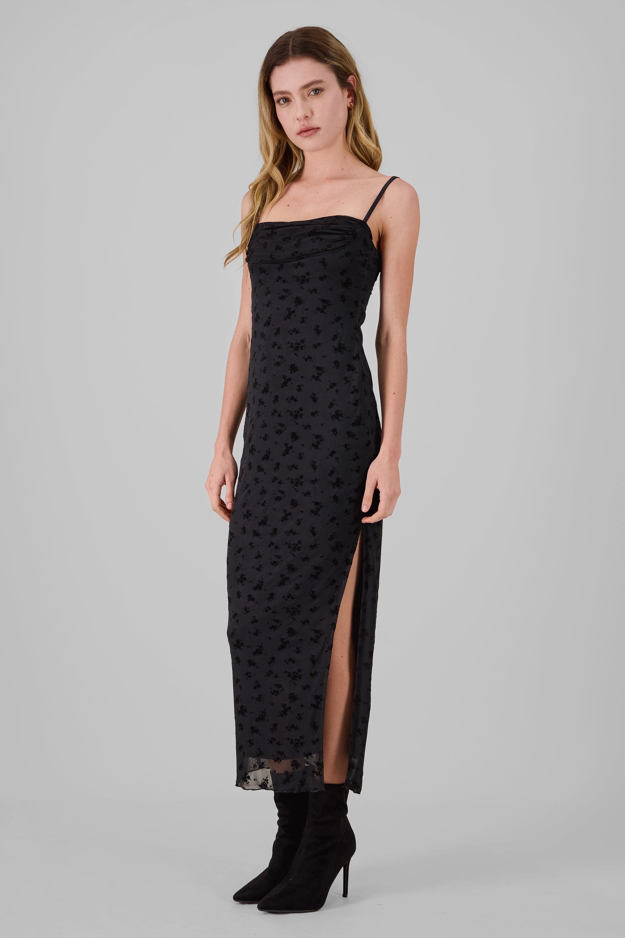 Vestido maxi flock flores NEGRO