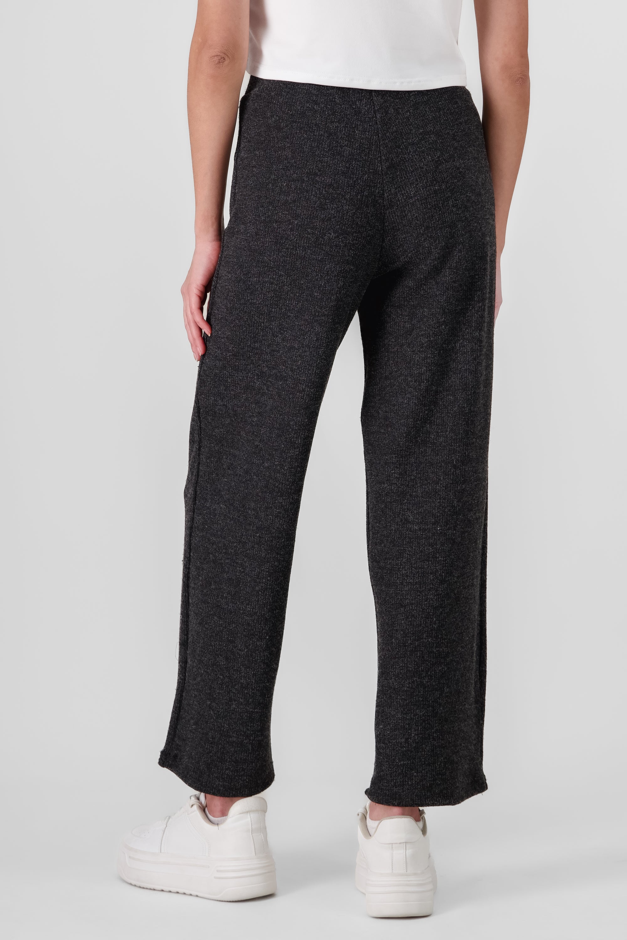 PANTALON TEJIDO NEGRO