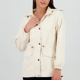 Gabardina corta botones
