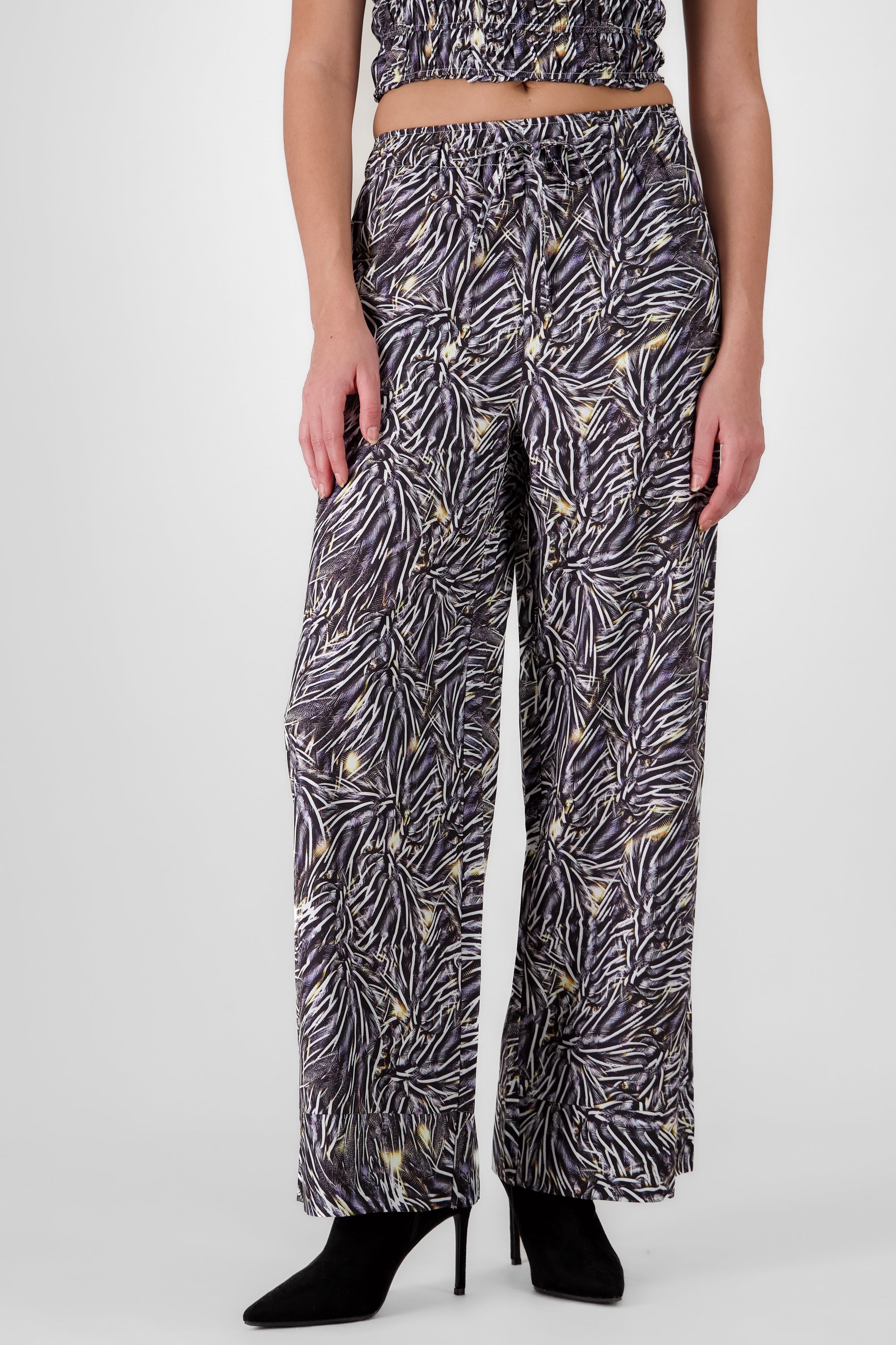 Pantalones amplios mezcla animal print NEGRO COMBO