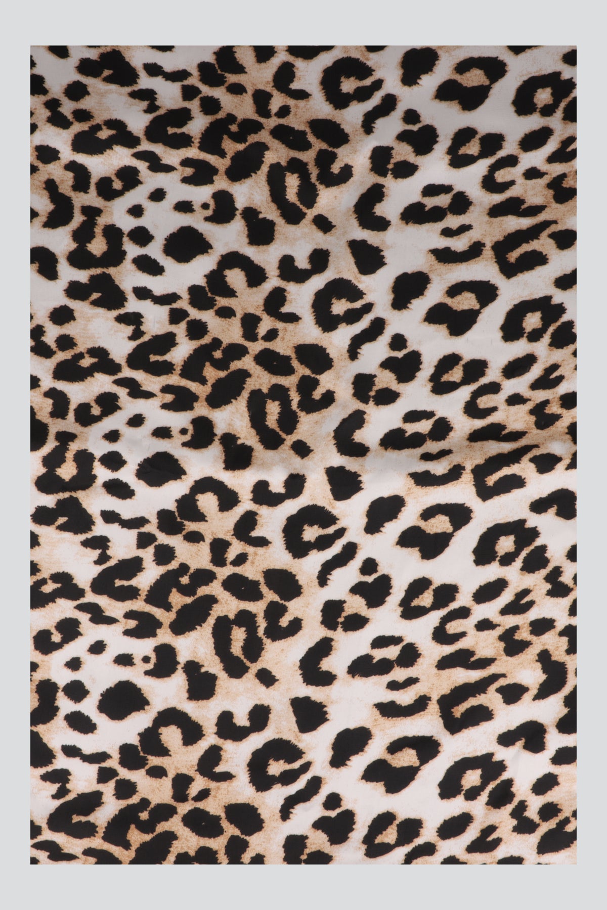 Pañuelo leopardo cenefa