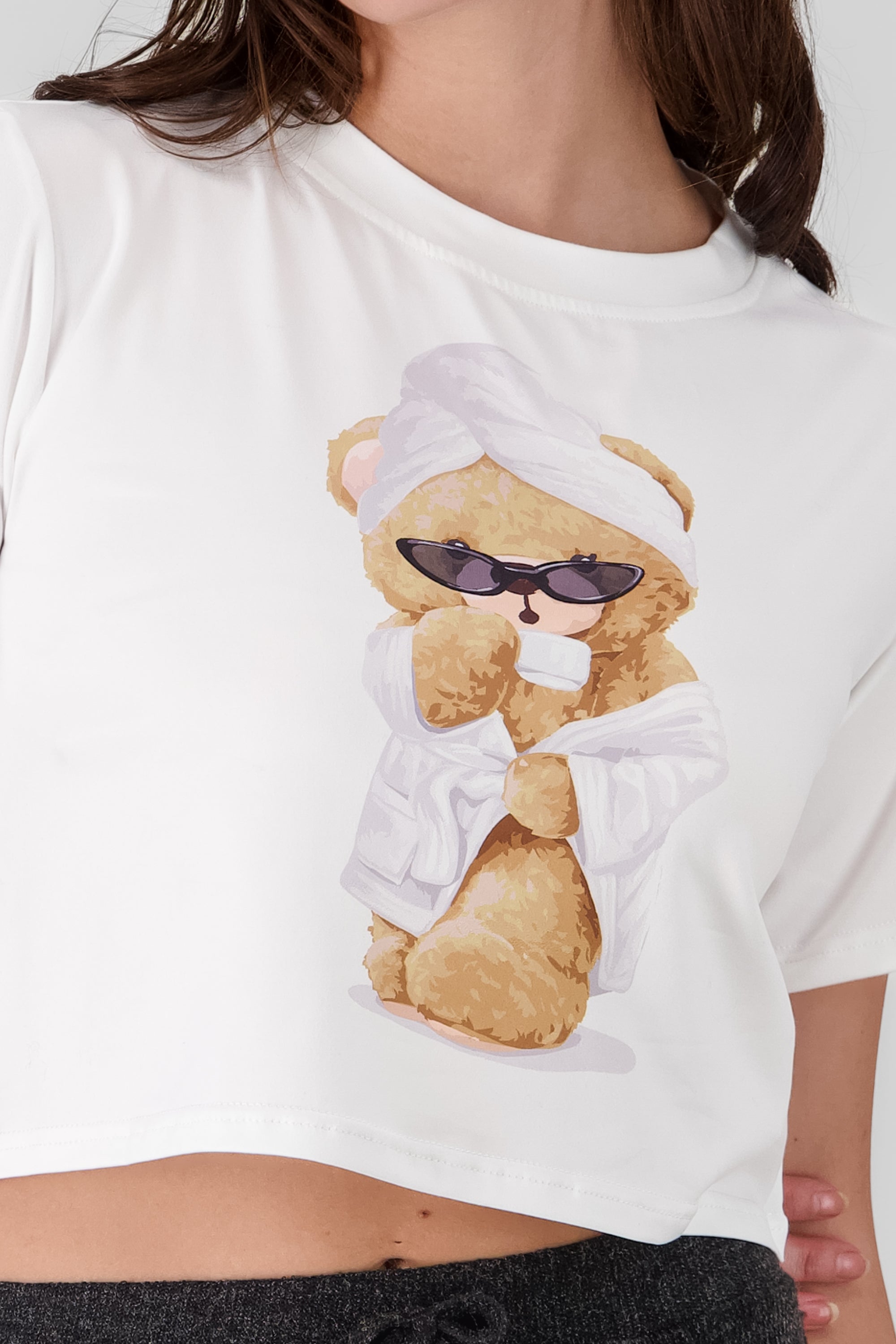 Playera osito en bata BLANCO