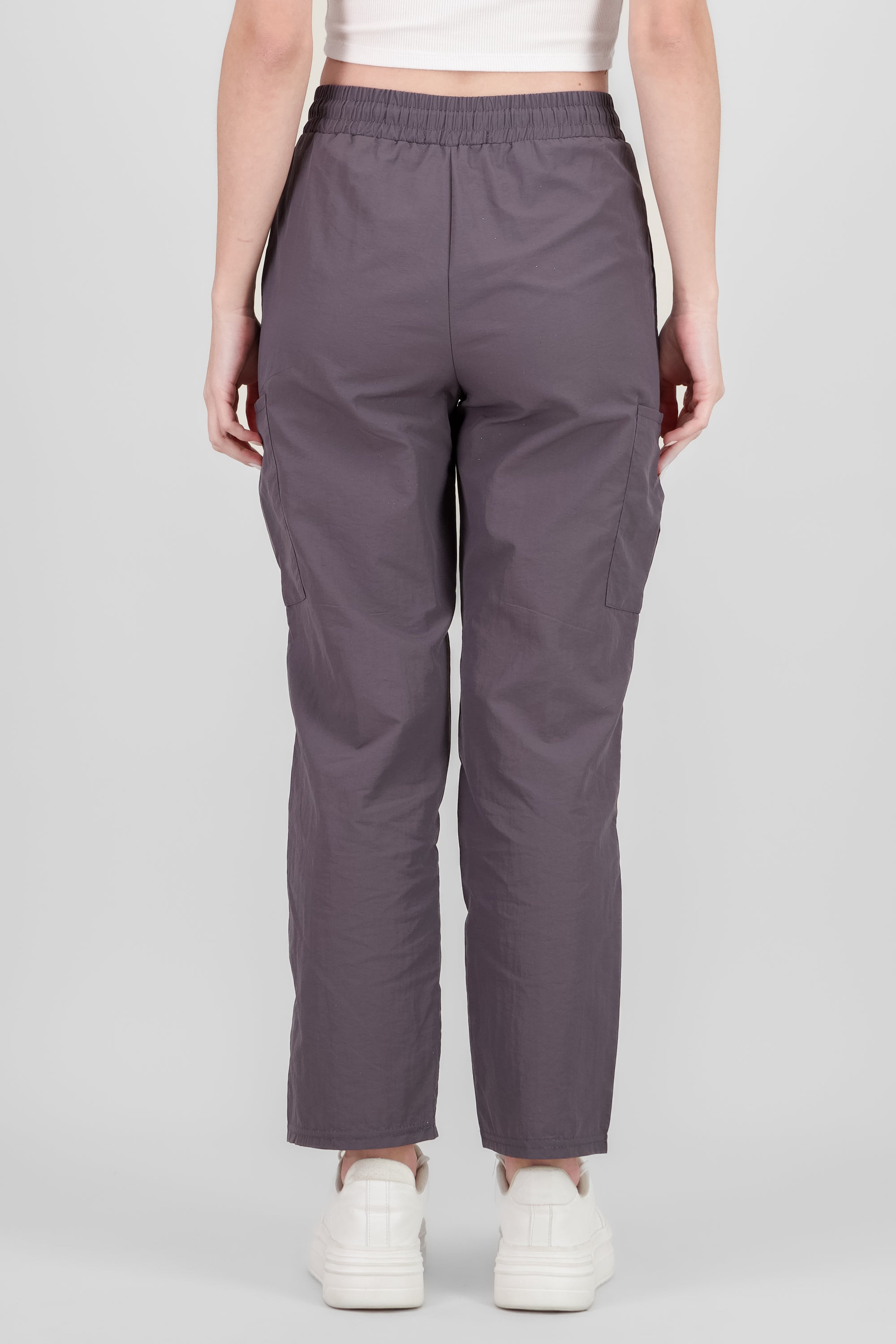 Pantalon recto cargo GRIS